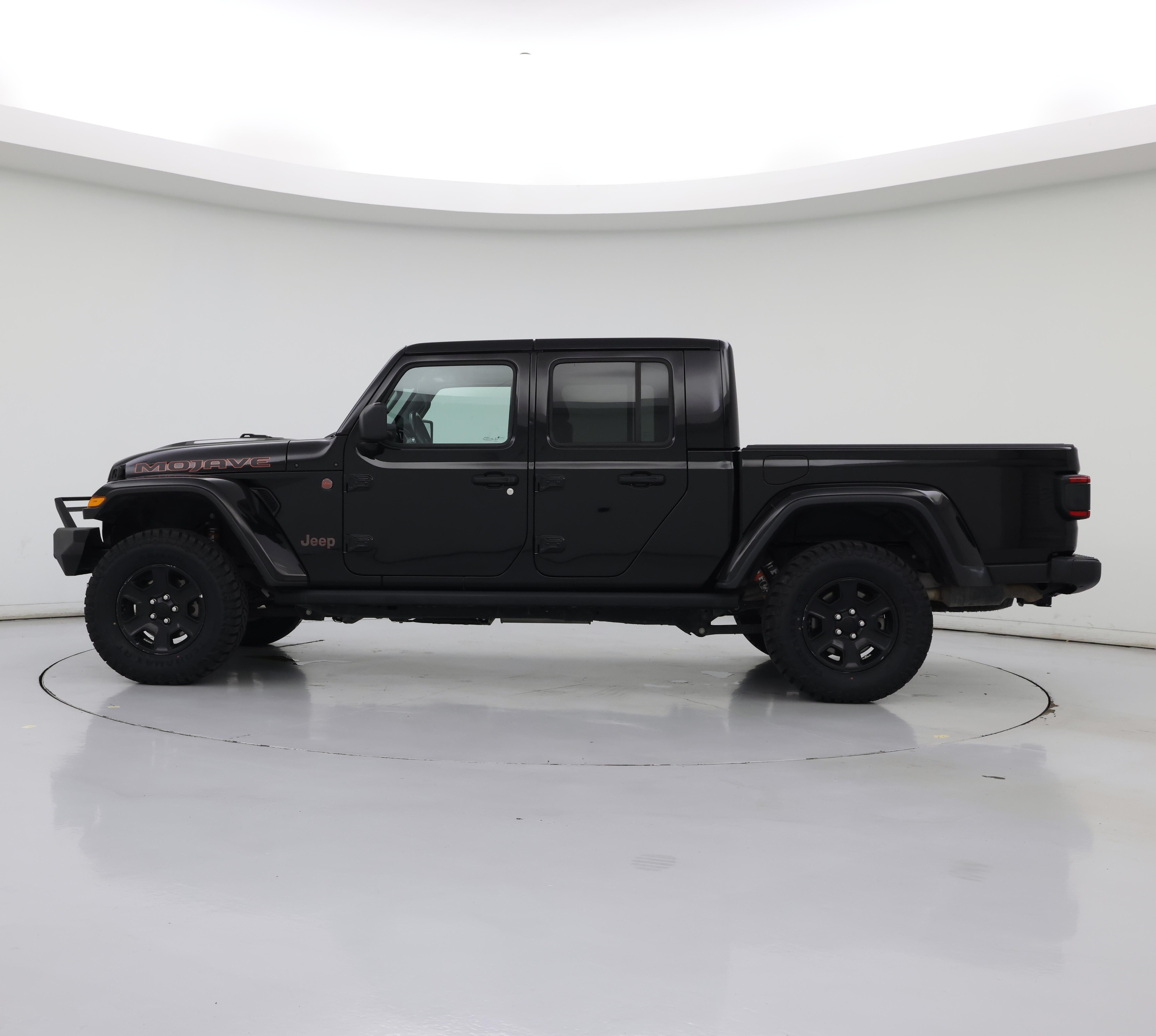 Thumbnail: 2021 Jeep Gladiator - 3