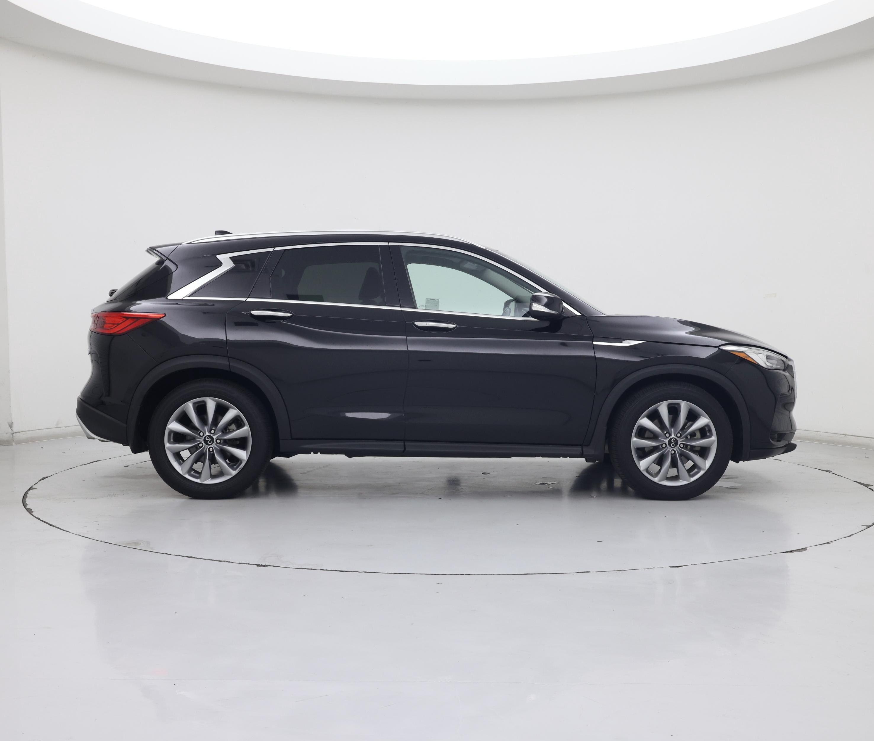Thumbnail: 2021 INFINITI QX50 - 7