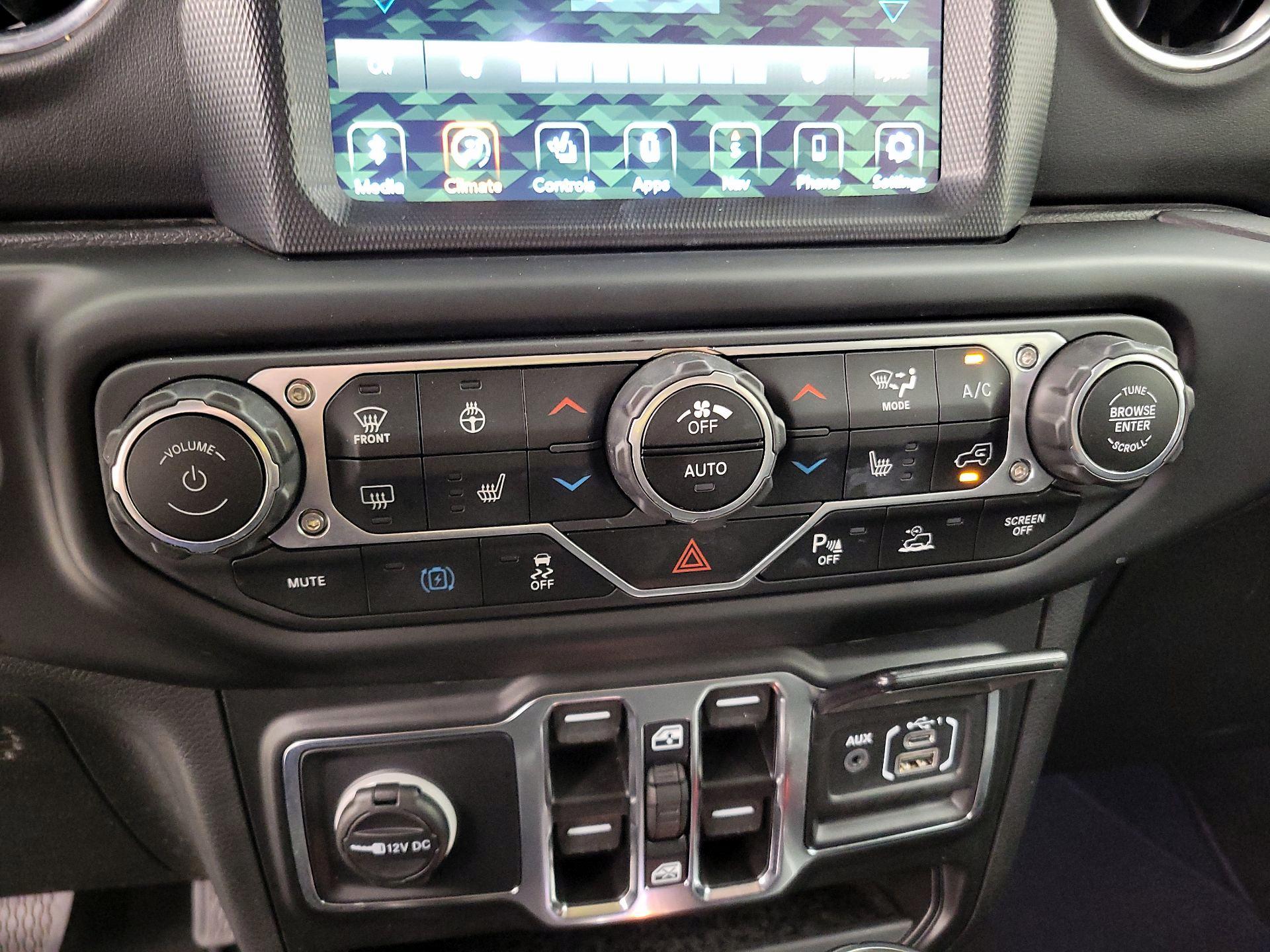 Thumbnail: 2021 Jeep Wrangler - 17