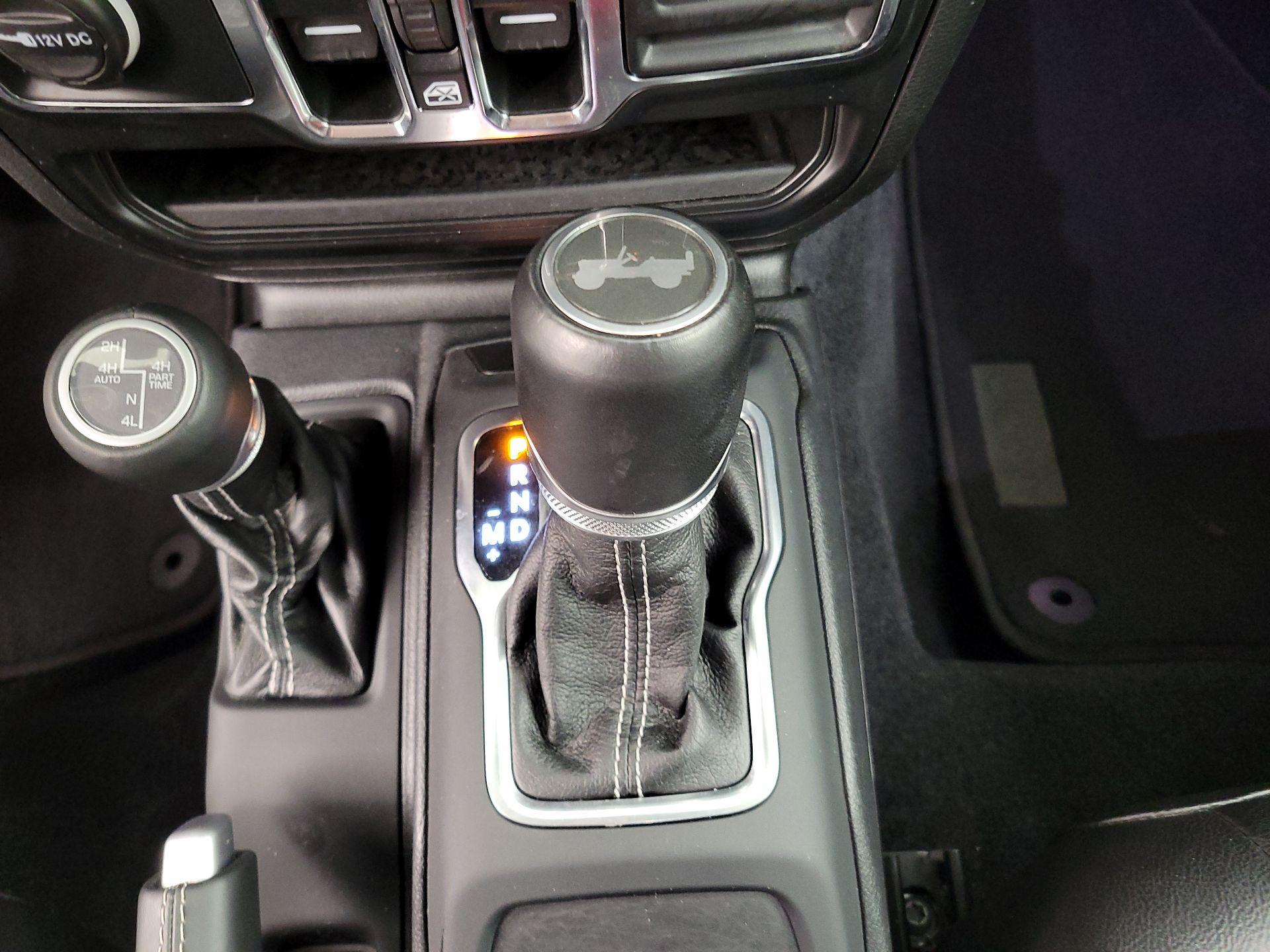 Thumbnail: 2021 Jeep Wrangler - 18