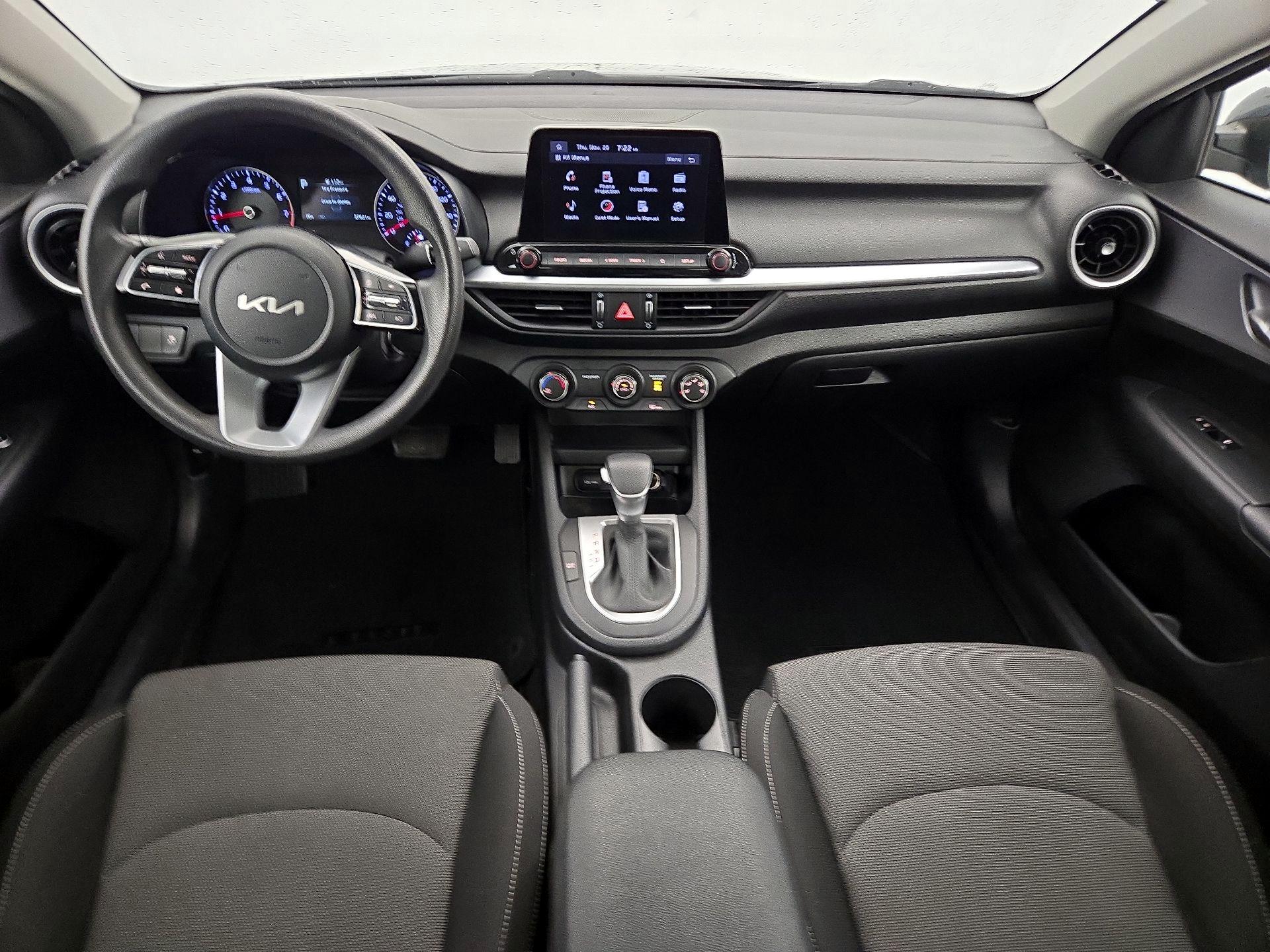 Thumbnail: 2022 Kia Forte - 9