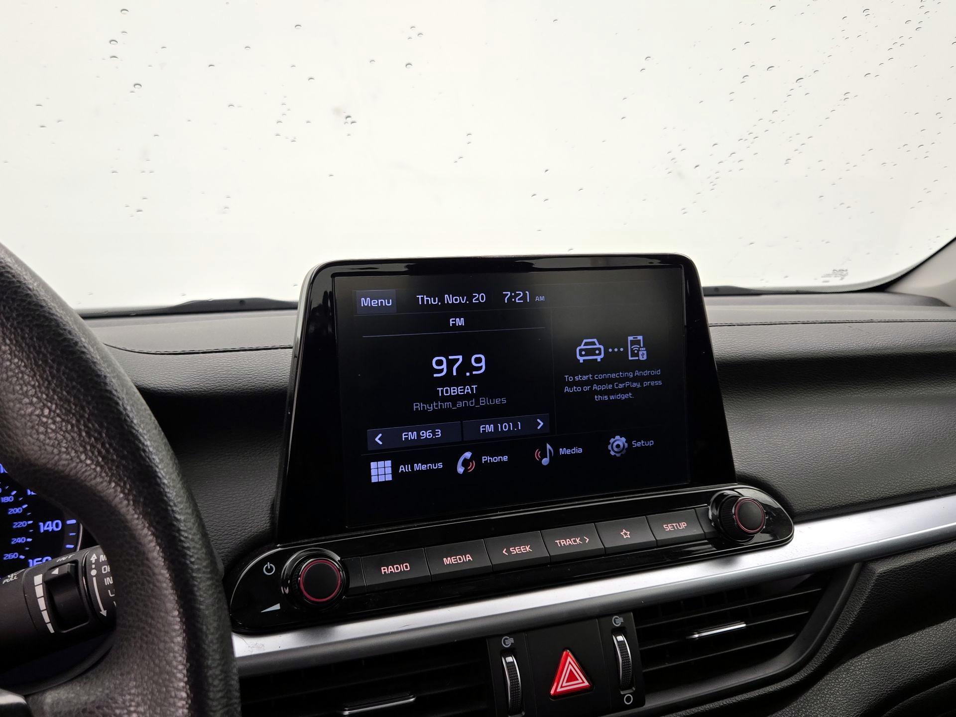 Thumbnail: 2022 Kia Forte - 15