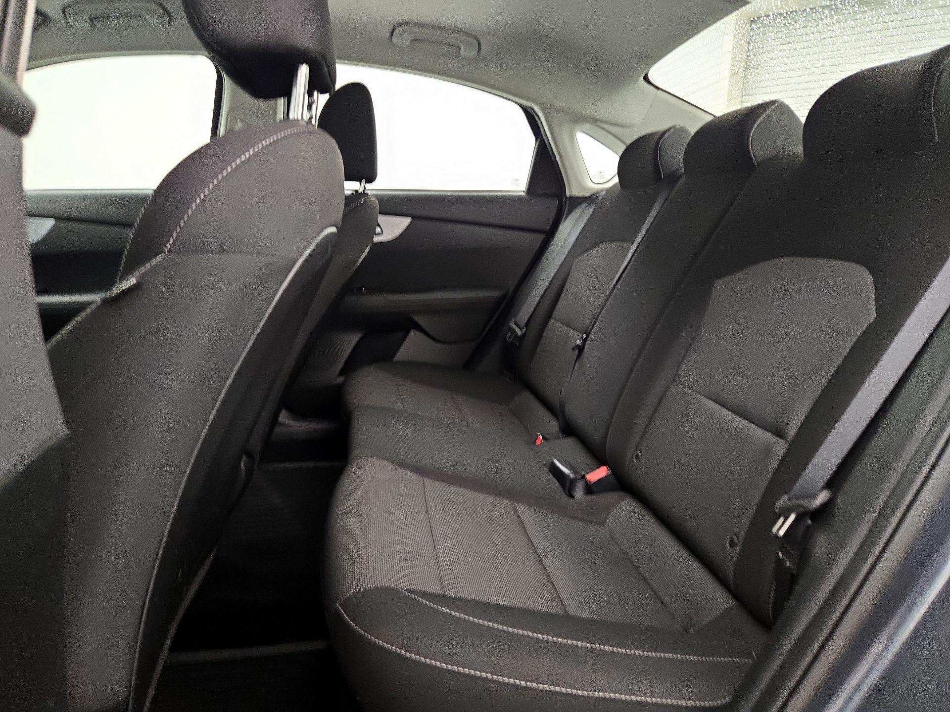 Thumbnail: 2022 Kia Forte - 19