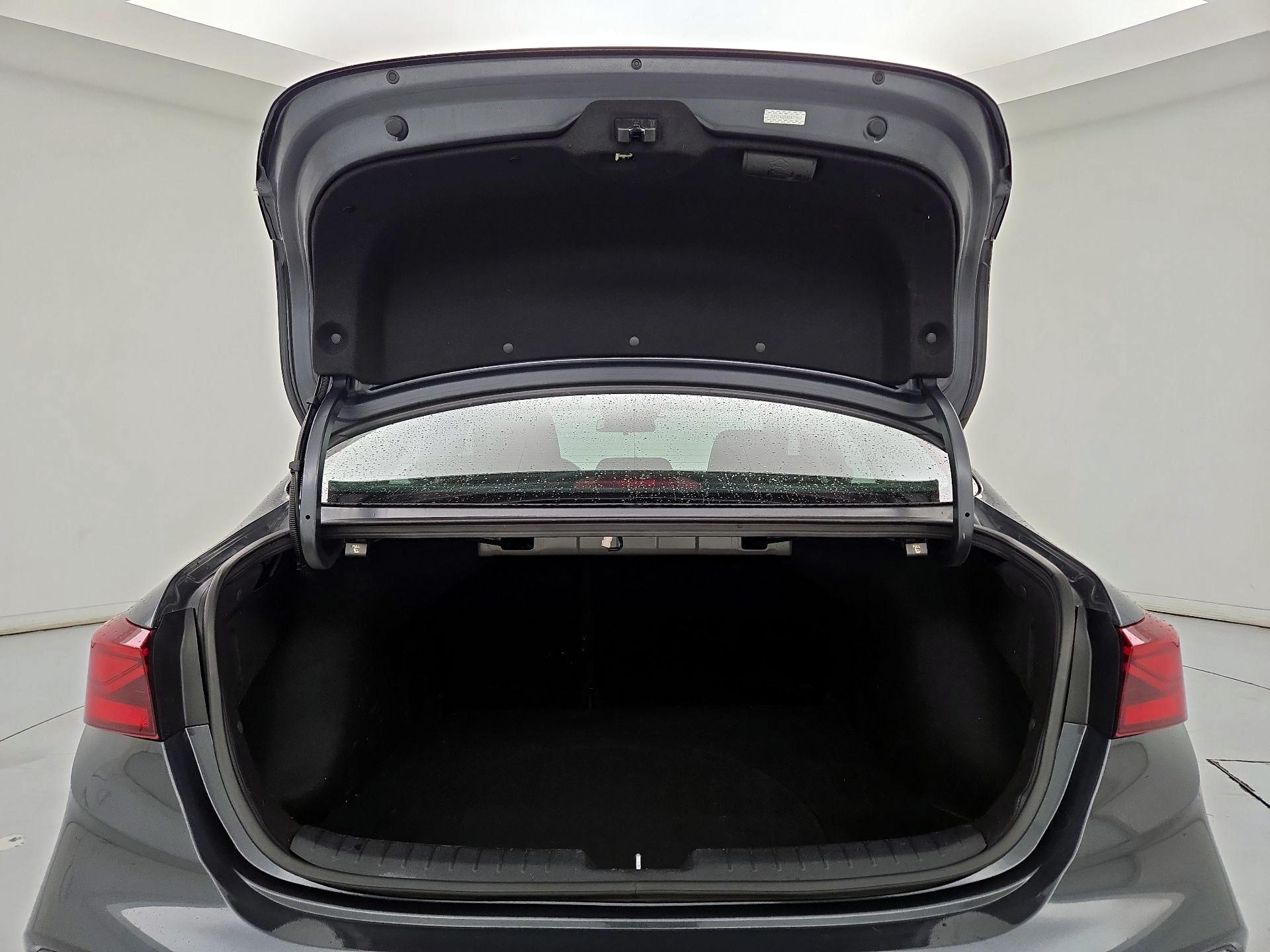 Thumbnail: 2022 Kia Forte - 20