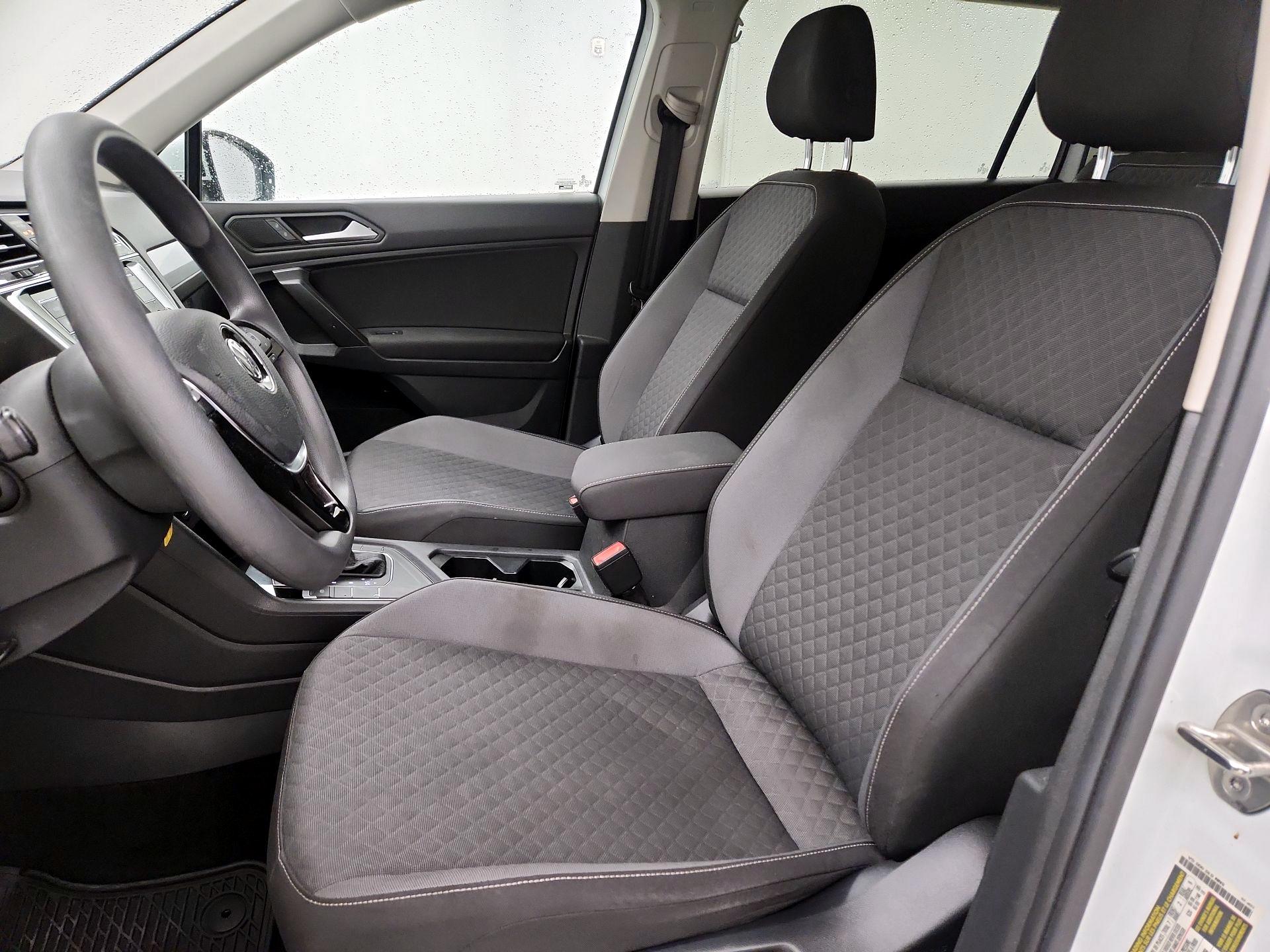 Thumbnail: 2021 Volkswagen Tiguan - 11