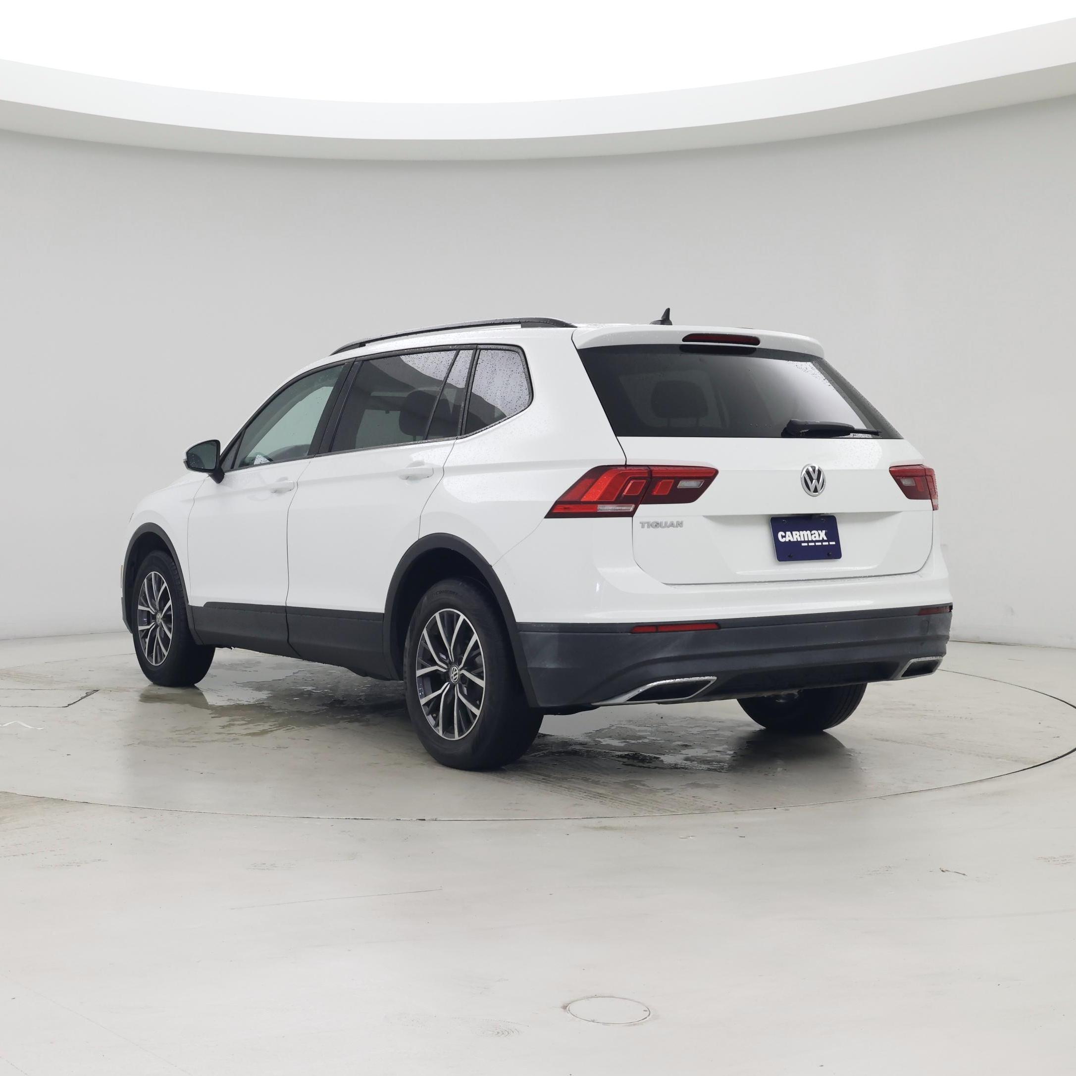 Thumbnail: 2021 Volkswagen Tiguan - 2