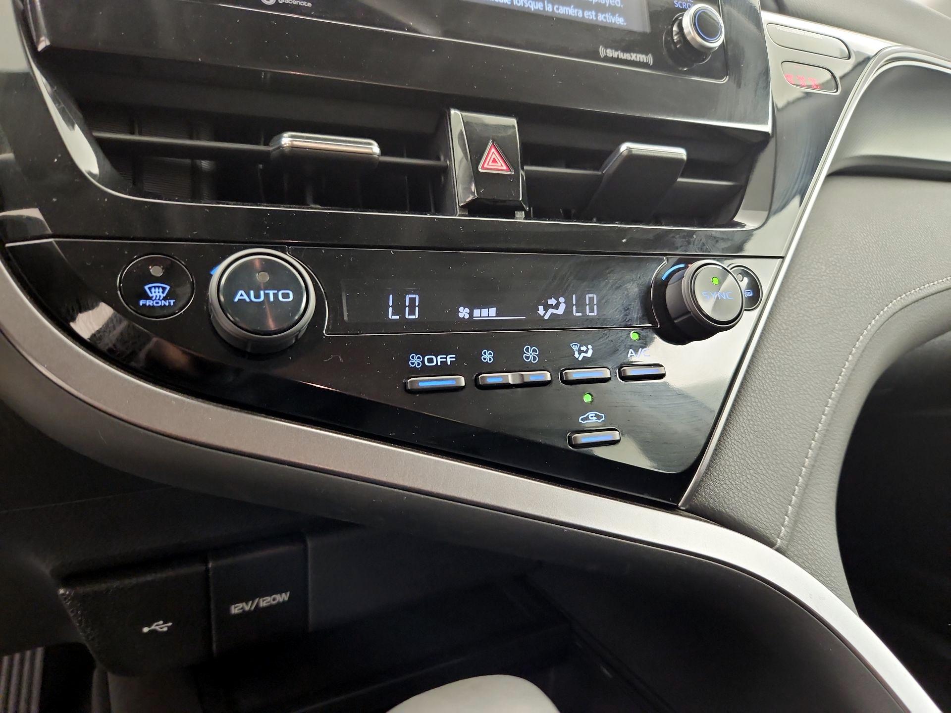 Thumbnail: 2023 Toyota Camry - 16