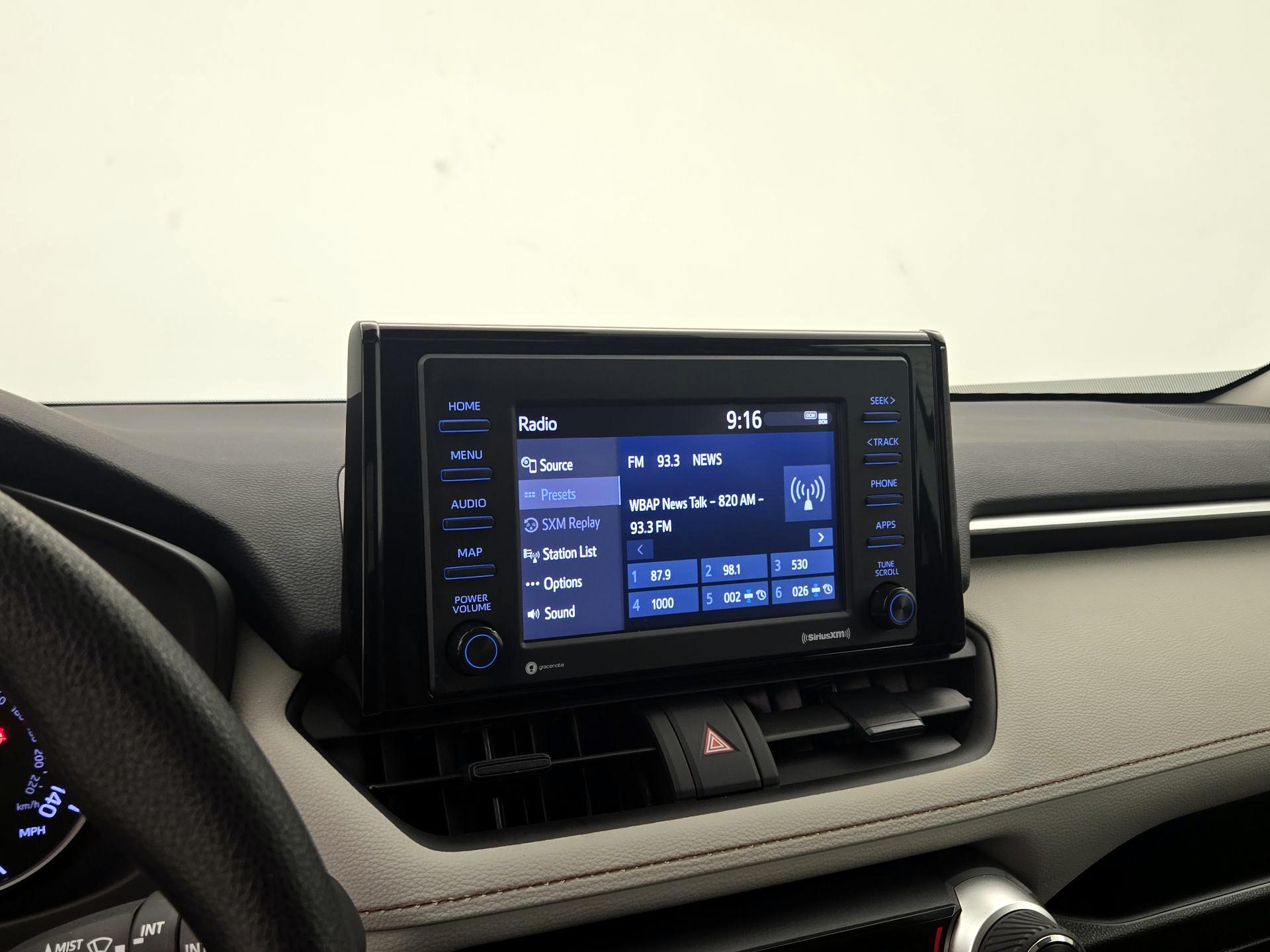 Thumbnail: 2022 Toyota RAV4 - 15