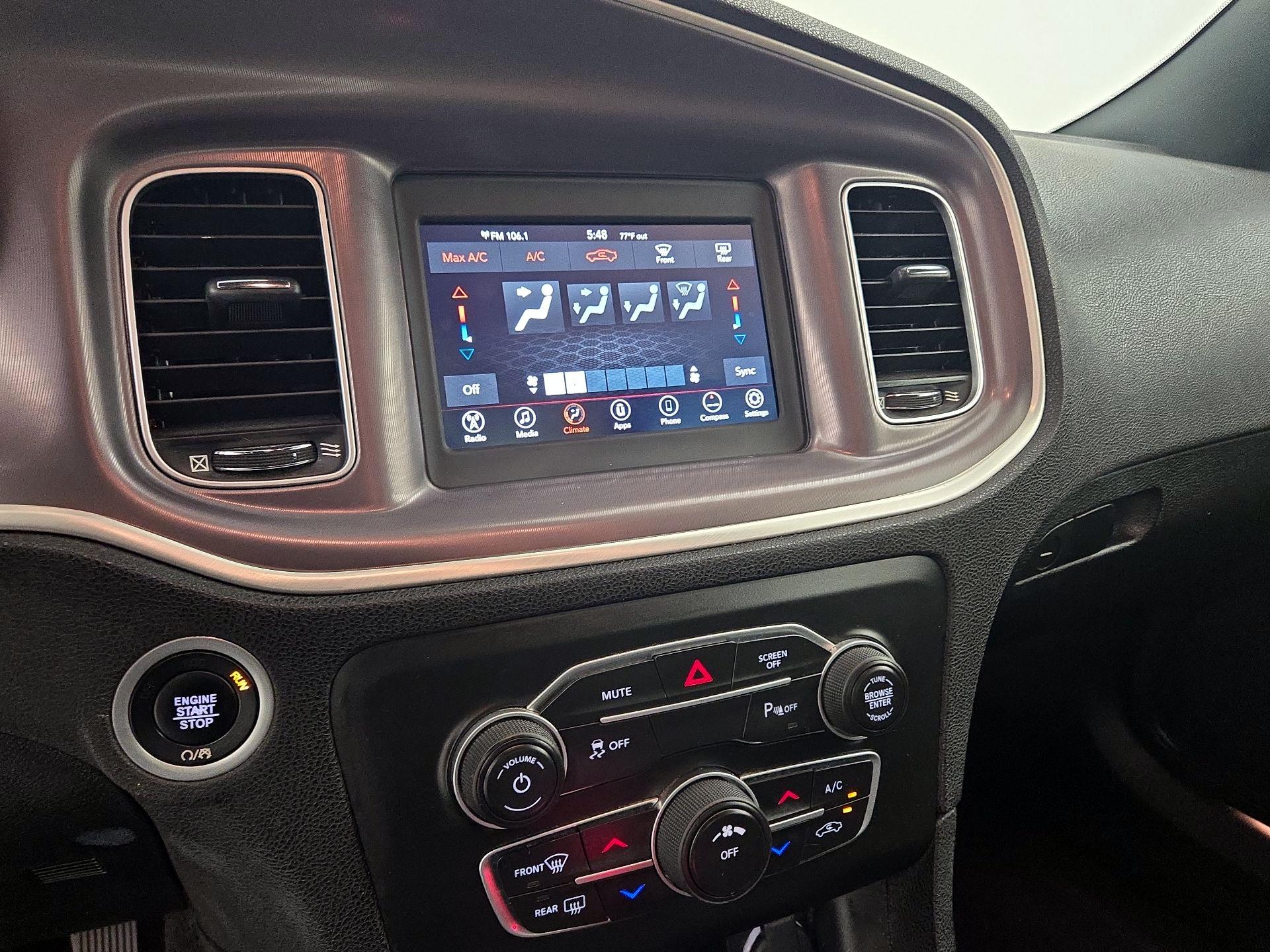 Thumbnail: 2022 Dodge Charger - 16