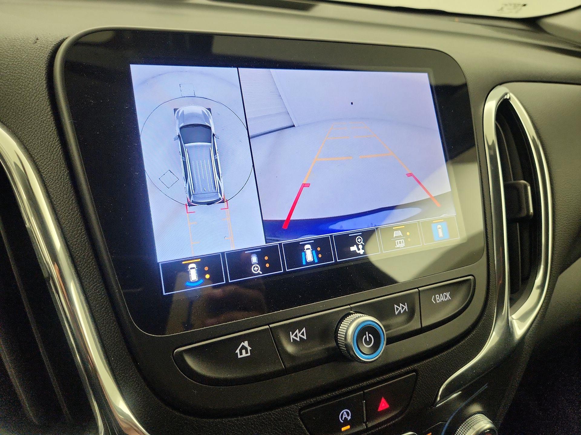 Thumbnail: 2022 Chevrolet Equinox - 15