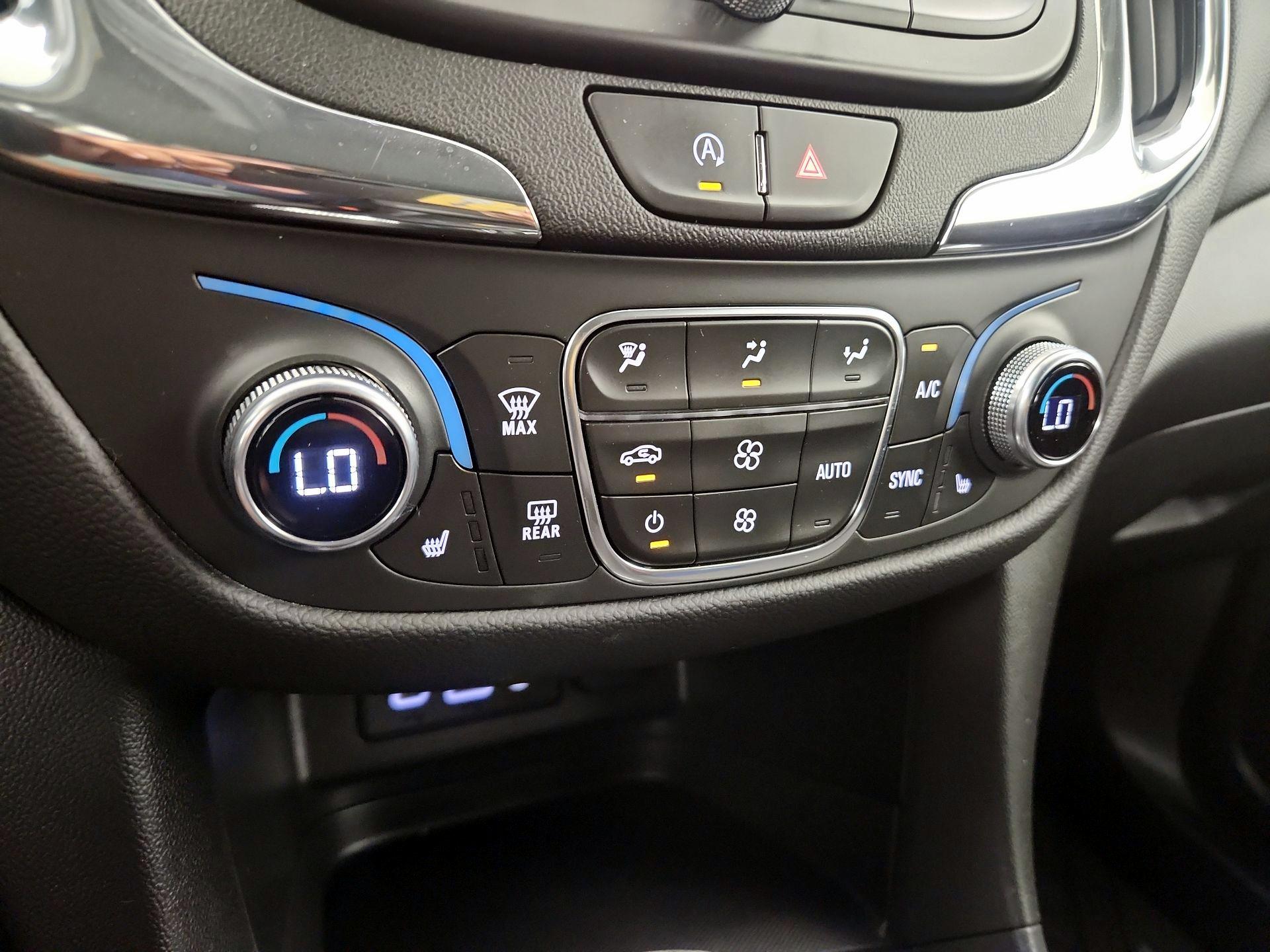 Thumbnail: 2022 Chevrolet Equinox - 17