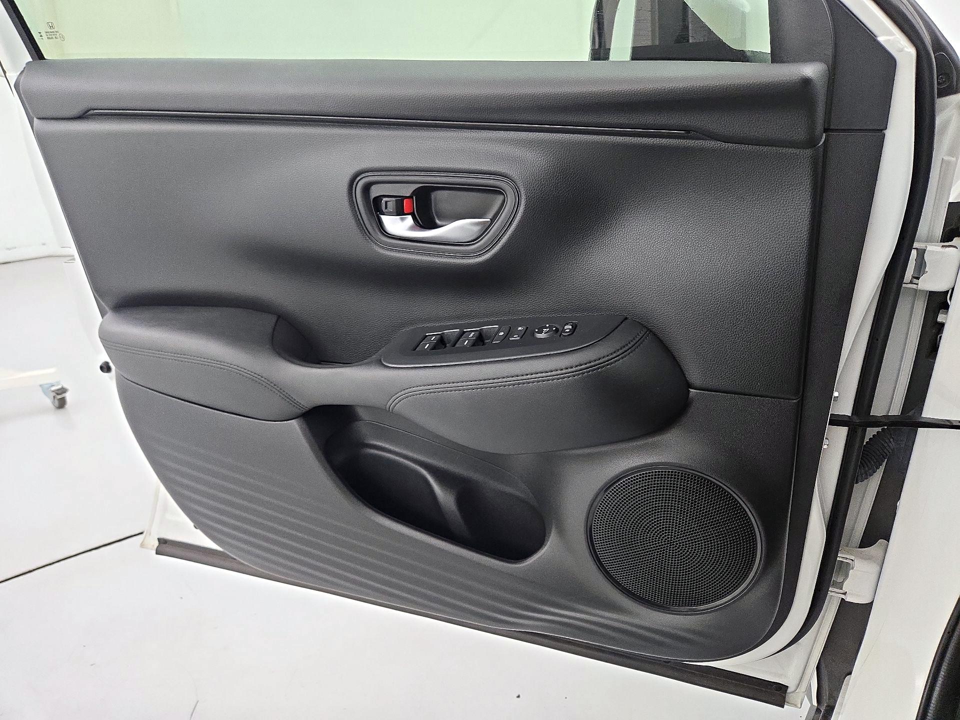 Thumbnail: 2024 Honda HR-V - 12