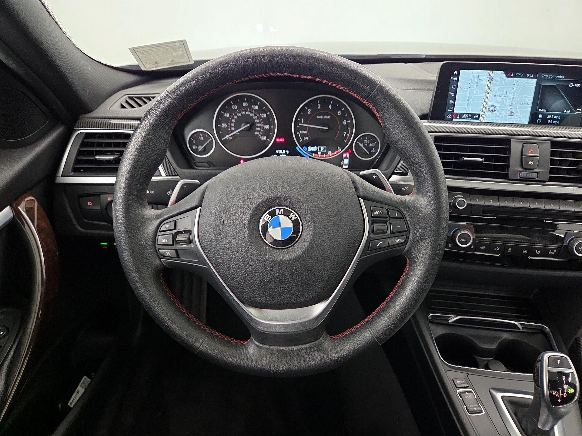 Thumbnail: 2018 BMW 3 Series - 10