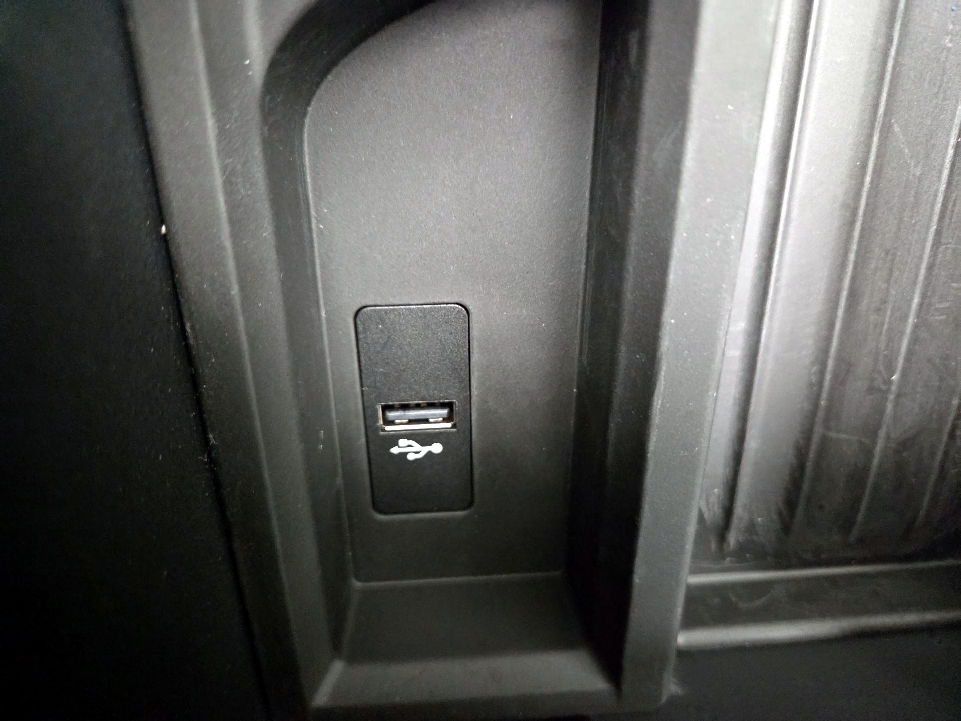 Thumbnail: 2018 BMW 3 Series - 19