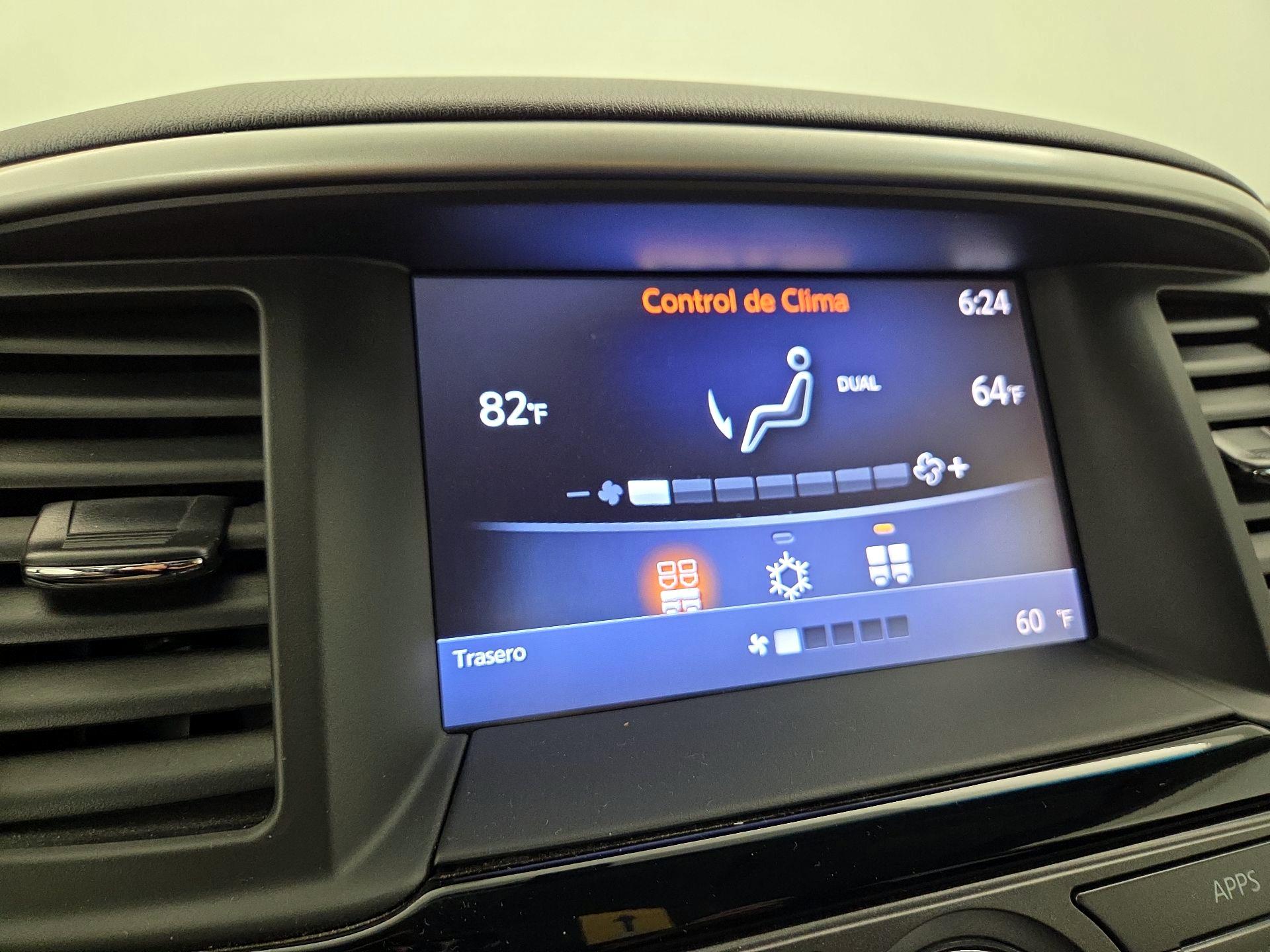 Thumbnail: 2018 Nissan Pathfinder - 16