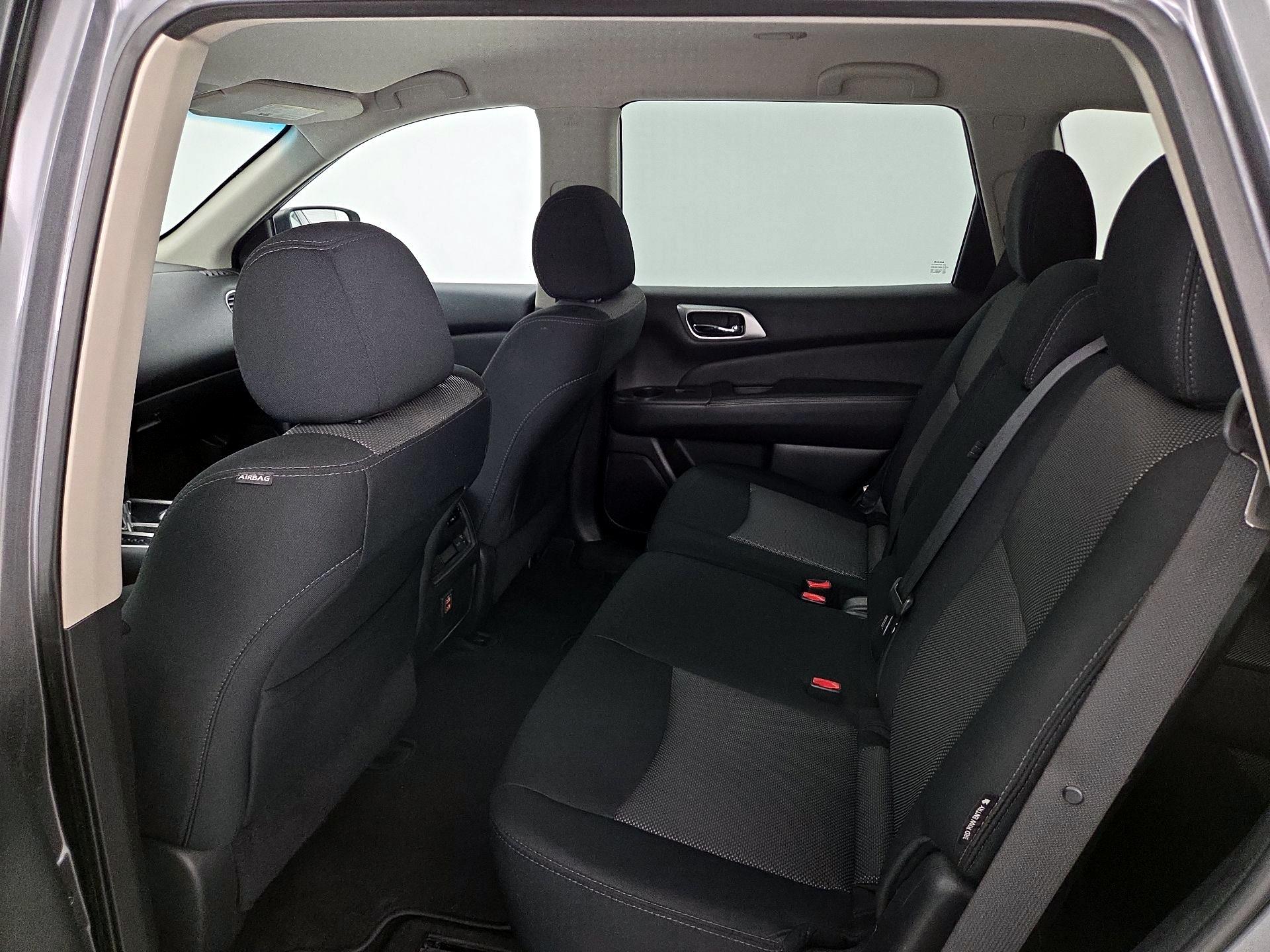 Thumbnail: 2018 Nissan Pathfinder - 19