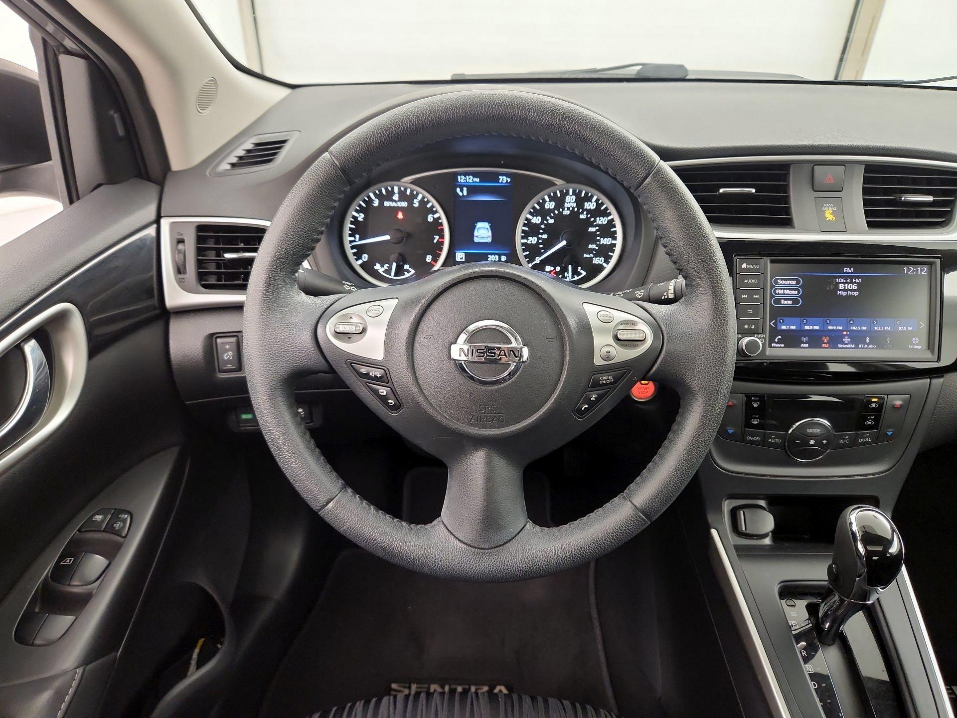 Thumbnail: 2019 Nissan Sentra - 10
