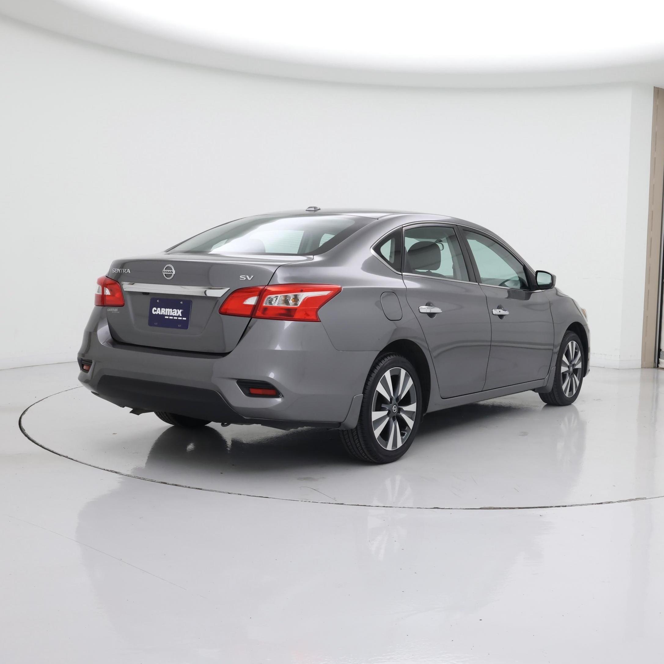 Thumbnail: 2019 Nissan Sentra - 8
