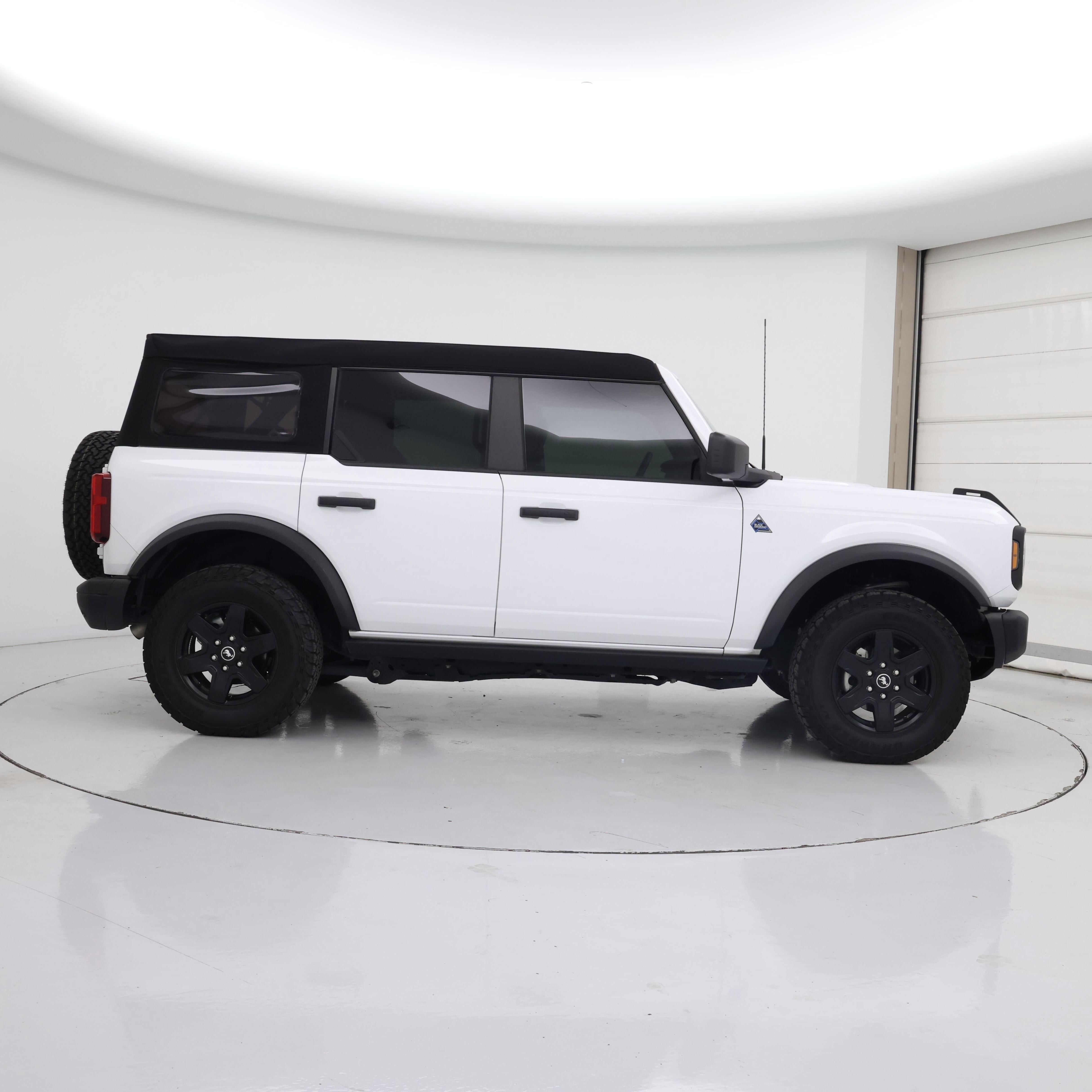 Thumbnail: 2024 Ford Bronco - 7