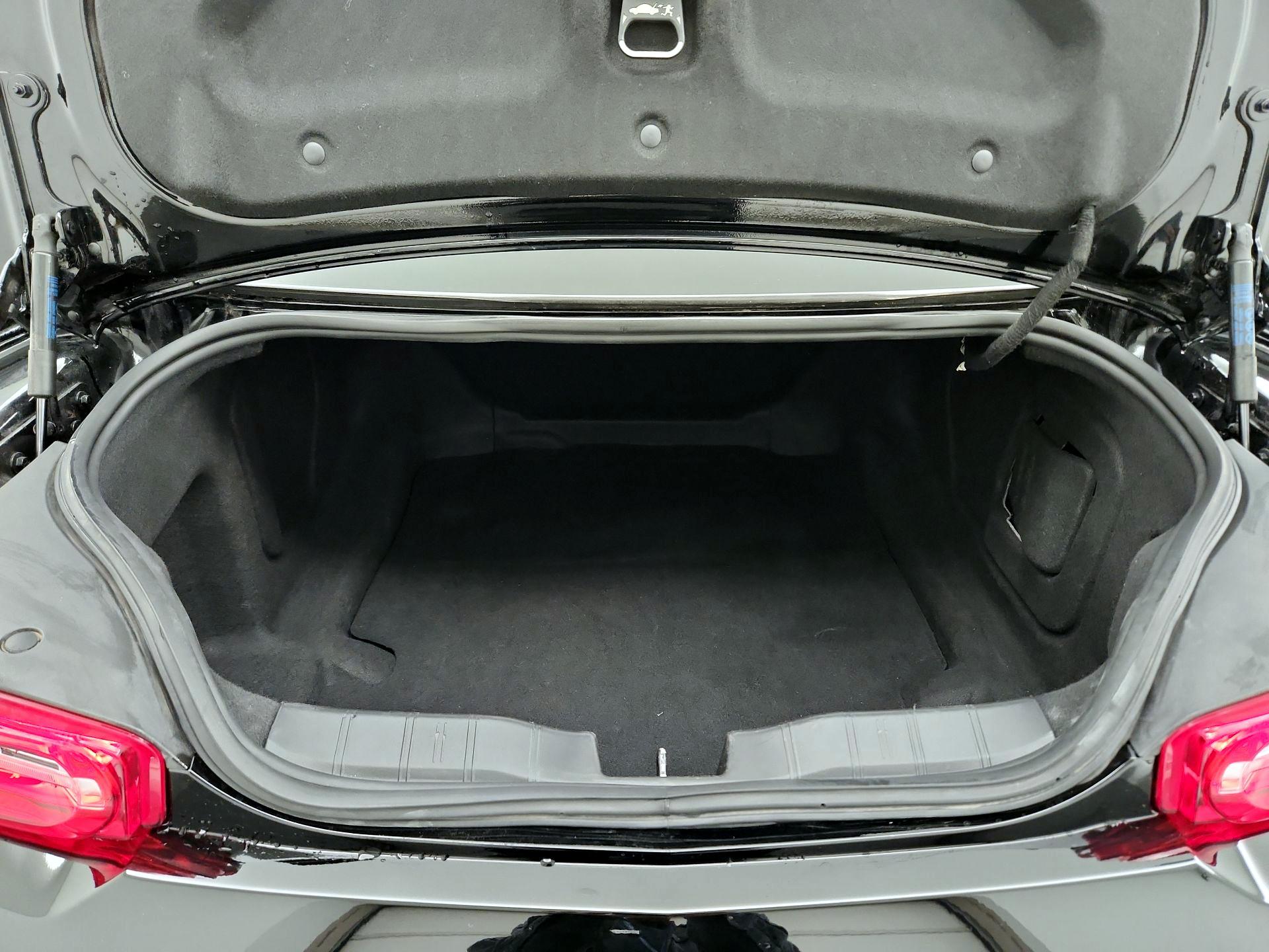 Thumbnail: 2022 Chevrolet Camaro - 19