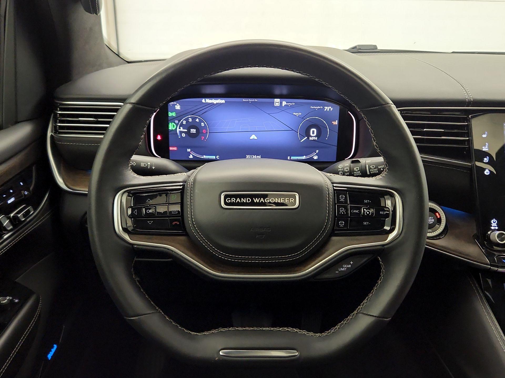 Thumbnail: 2023 Jeep Grand Wagoneer - 10