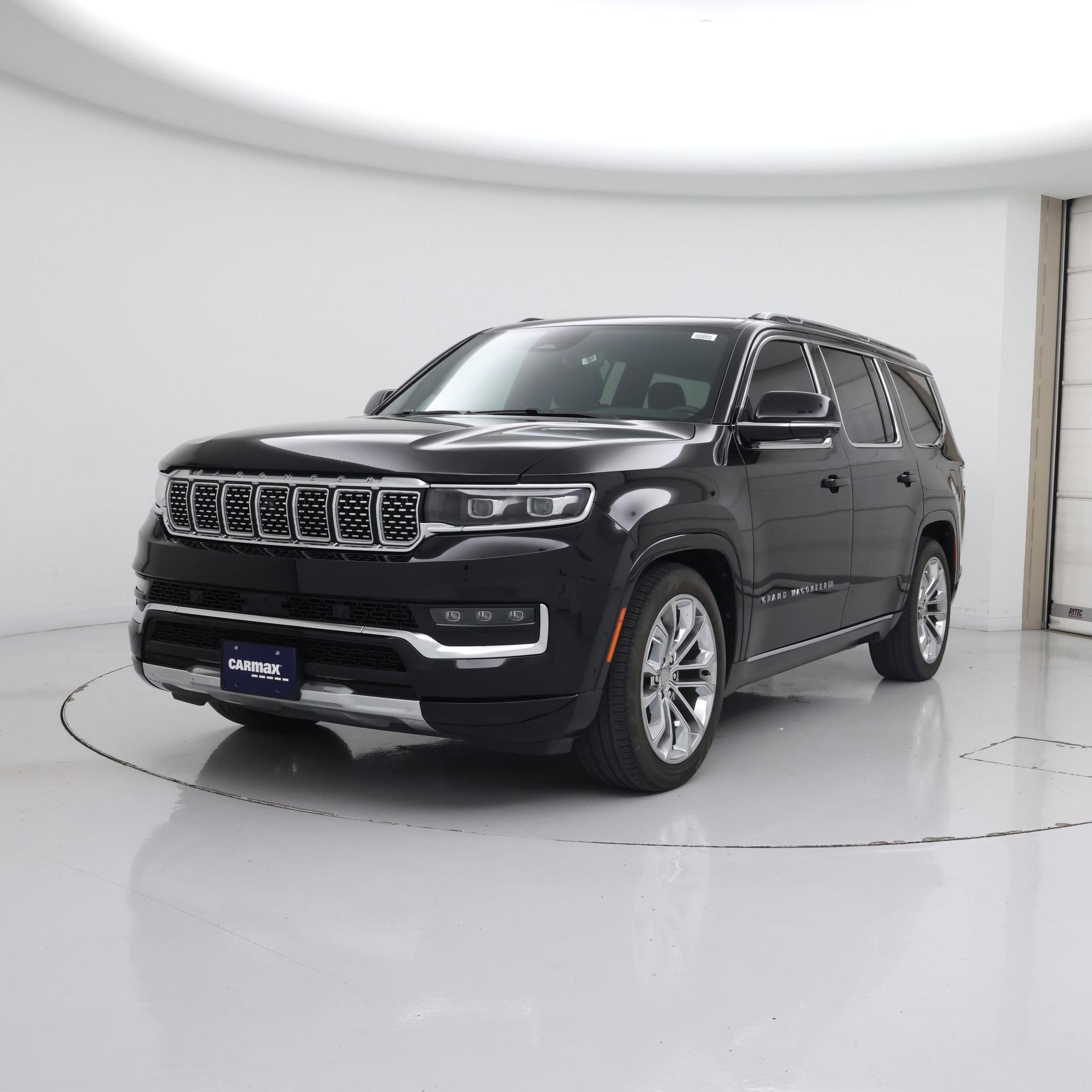 Thumbnail: 2023 Jeep Grand Wagoneer - 4