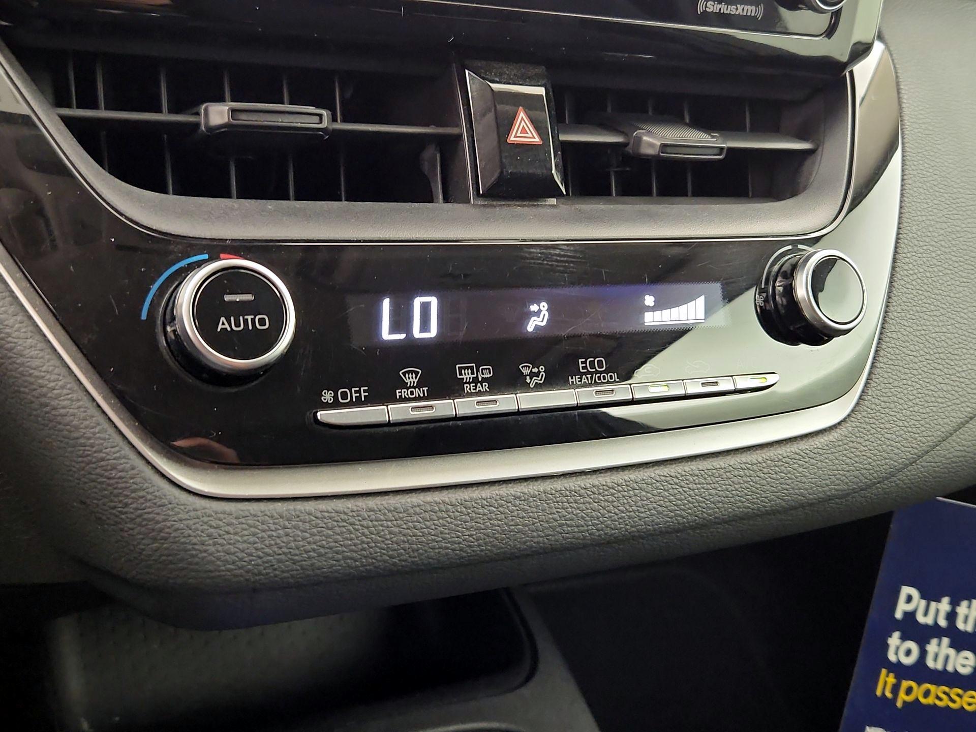 Thumbnail: 2021 Toyota Corolla - 16