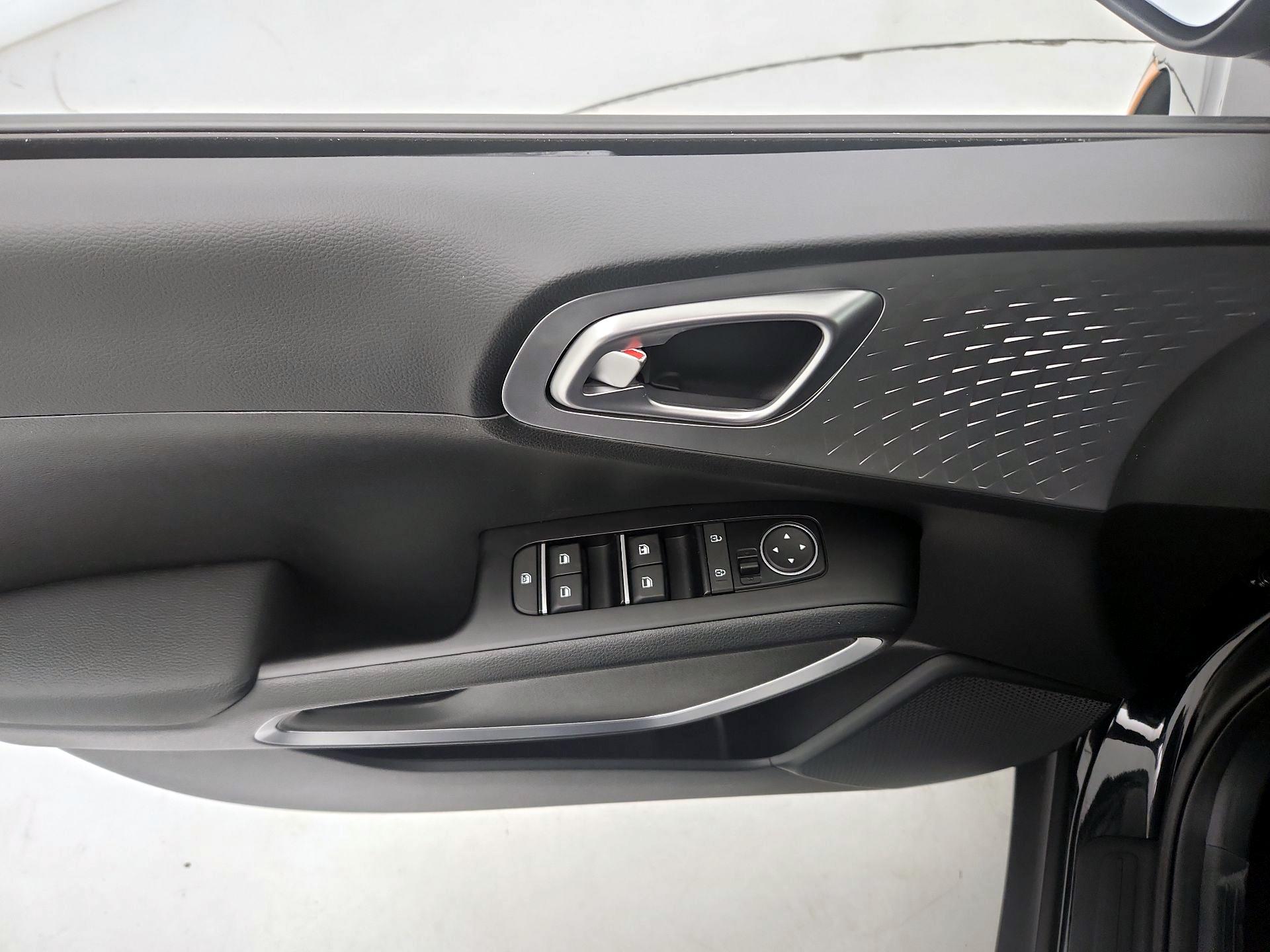 Thumbnail: 2025 Kia Soul - 12