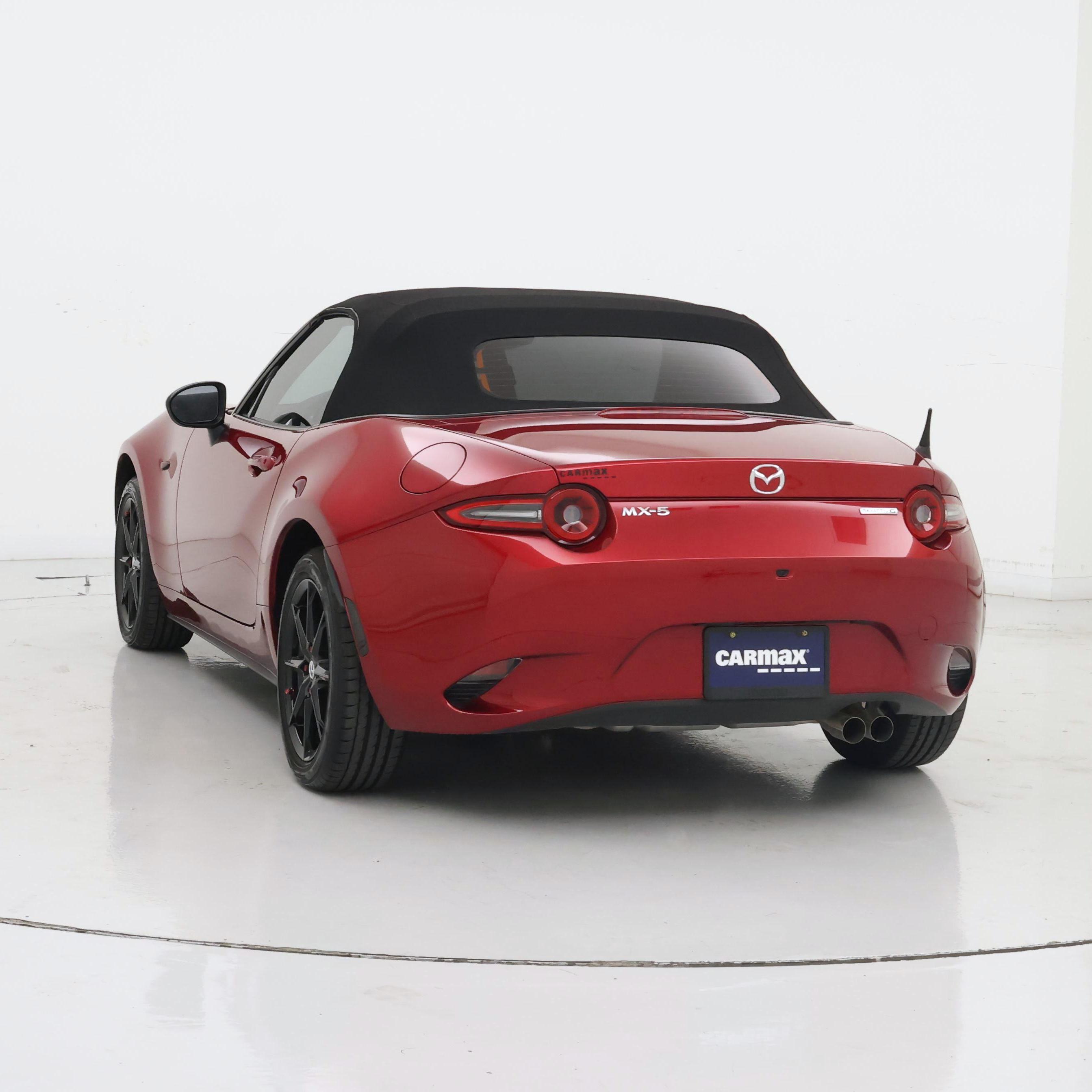 Thumbnail: 2024 Mazda MX-5 Miata - 2