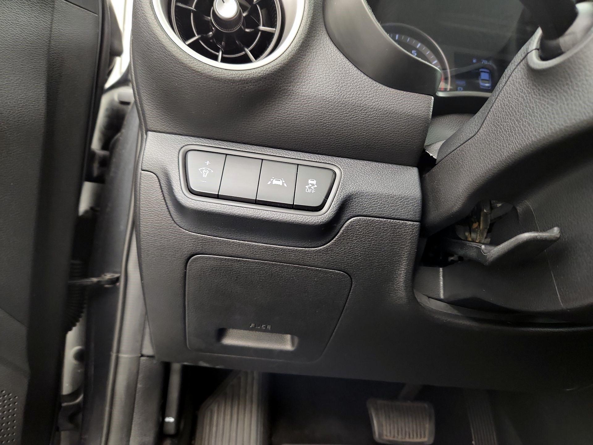 Thumbnail: 2021 Kia Forte - 13