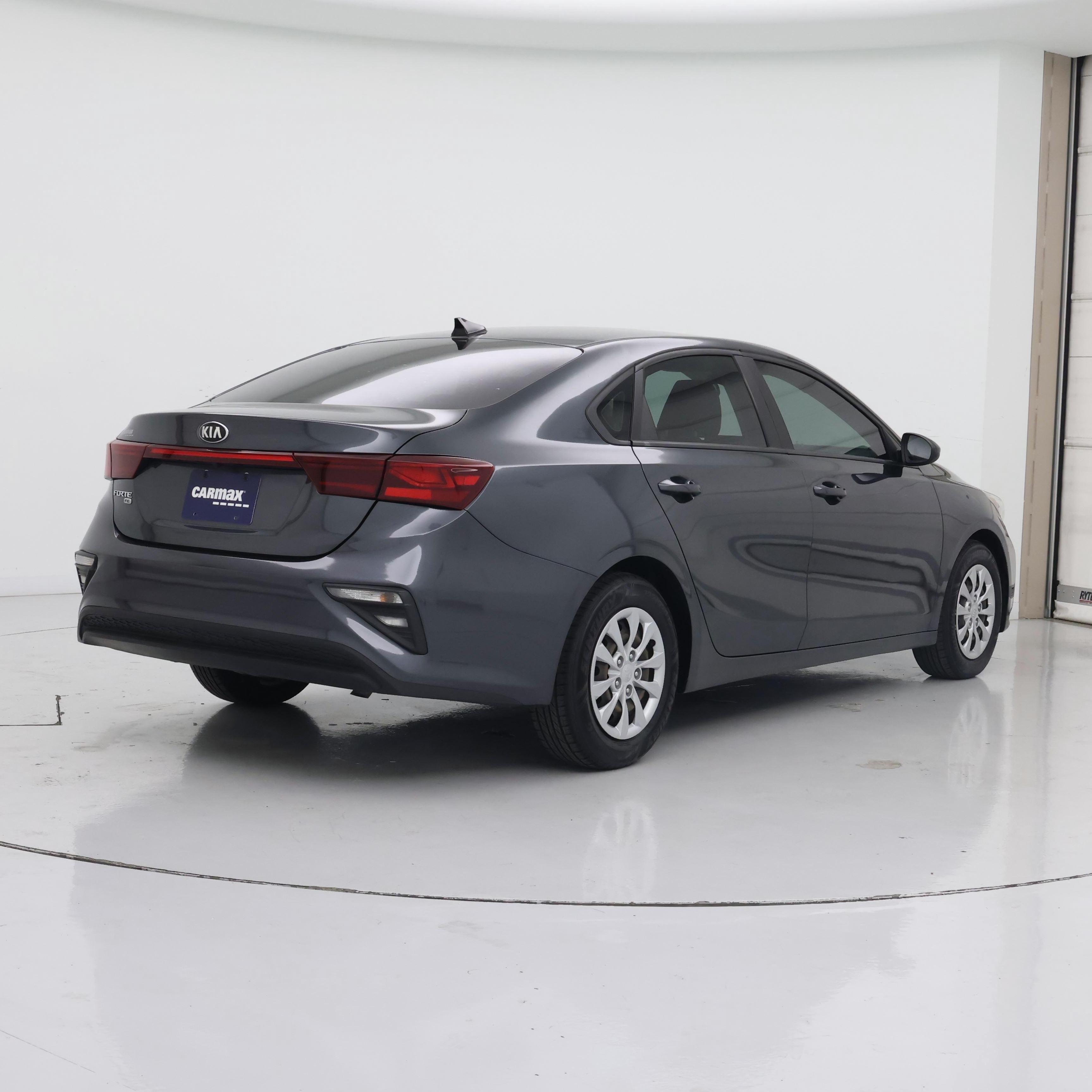 Thumbnail: 2021 Kia Forte - 8