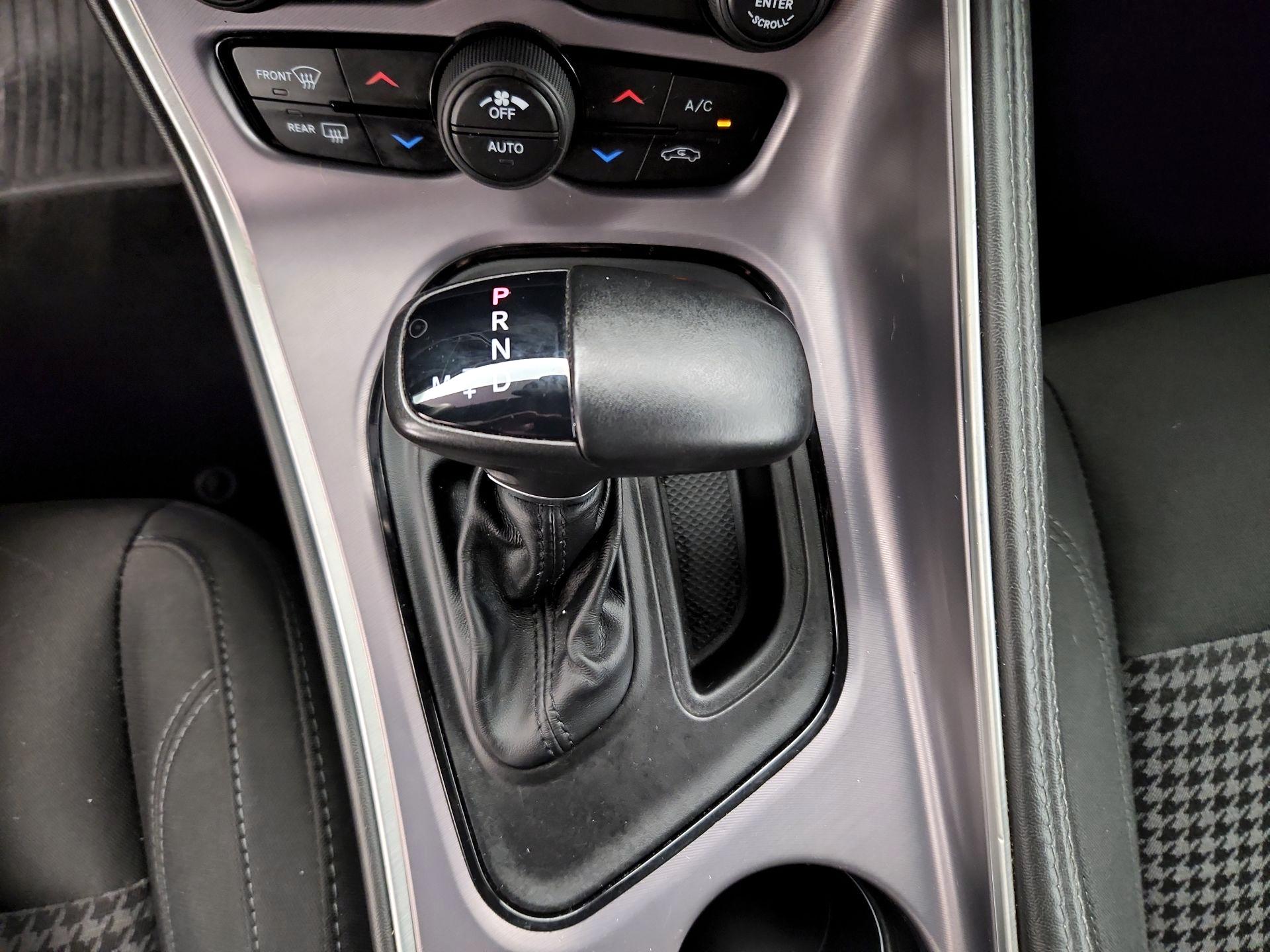 Thumbnail: 2019 Dodge Challenger - 17