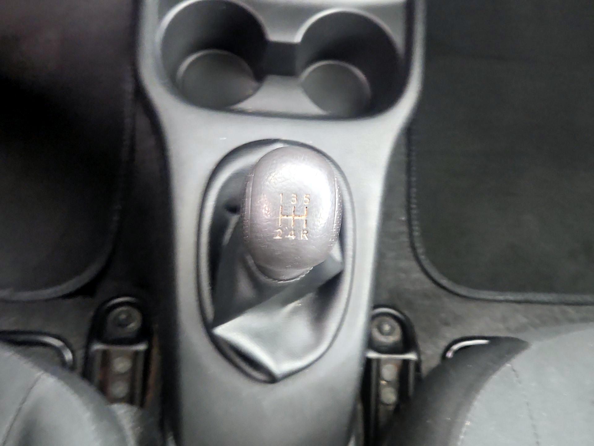 Thumbnail: 2014 Nissan Versa - 16