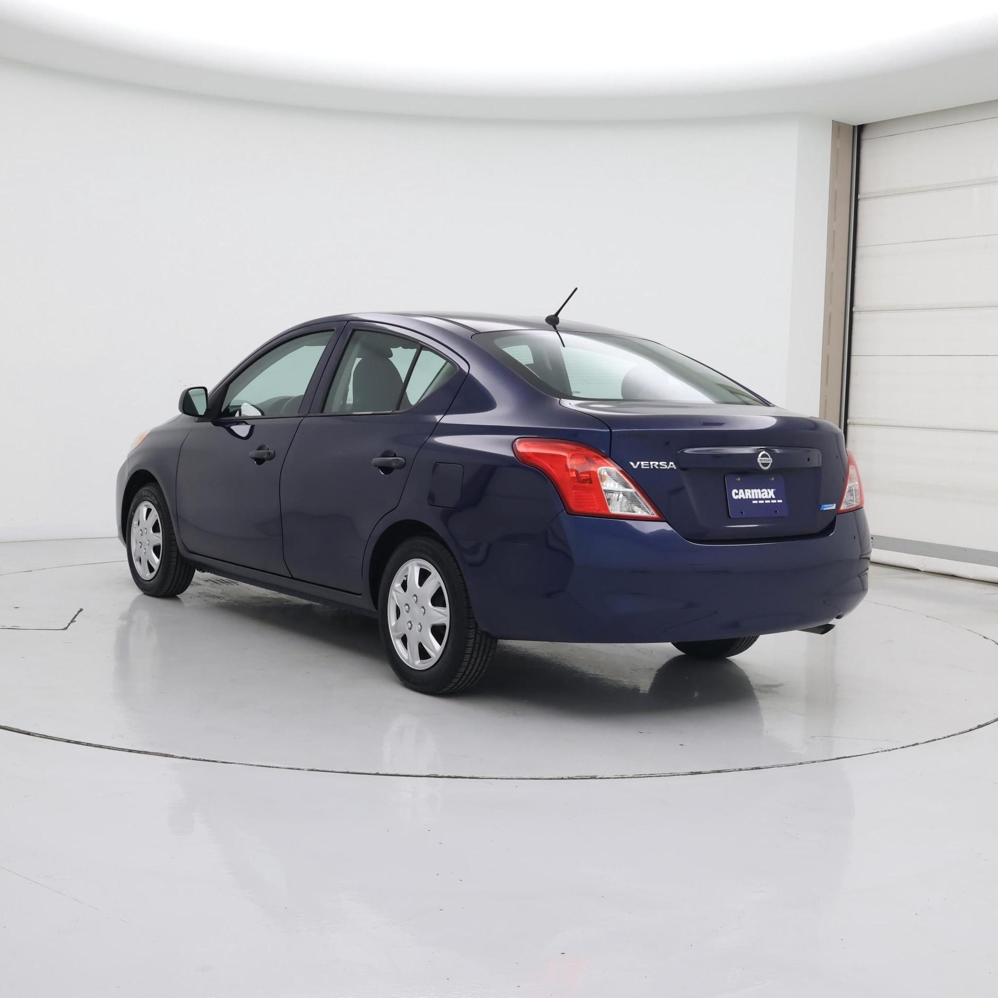 Thumbnail: 2014 Nissan Versa - 2