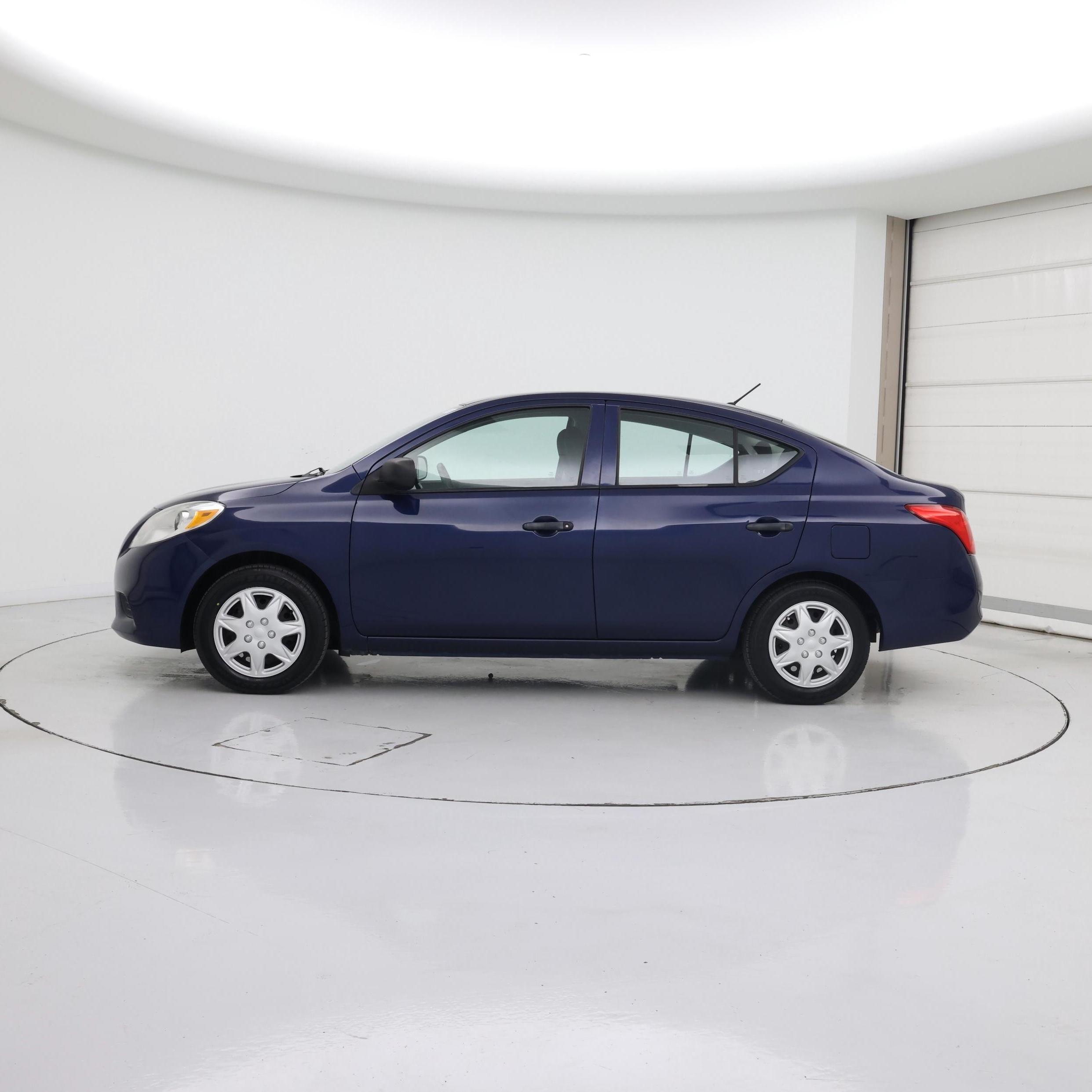 Thumbnail: 2014 Nissan Versa - 3