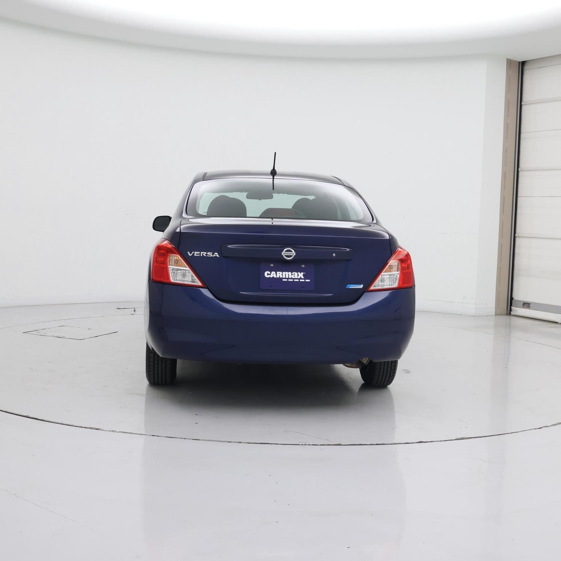 Thumbnail: 2014 Nissan Versa - 6