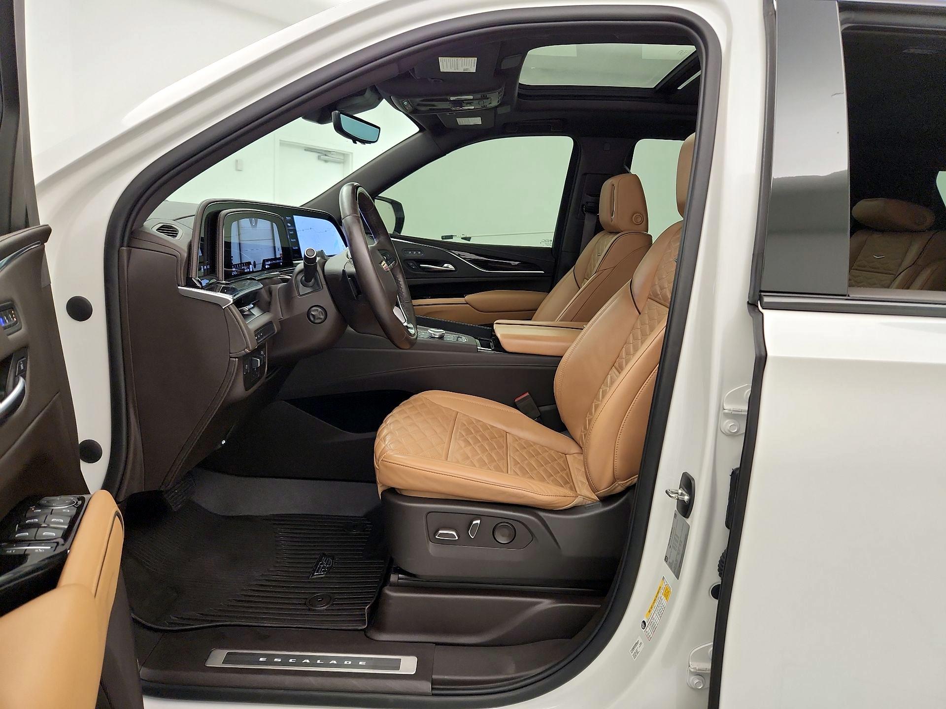 Thumbnail: 2023 Cadillac Escalade - 11