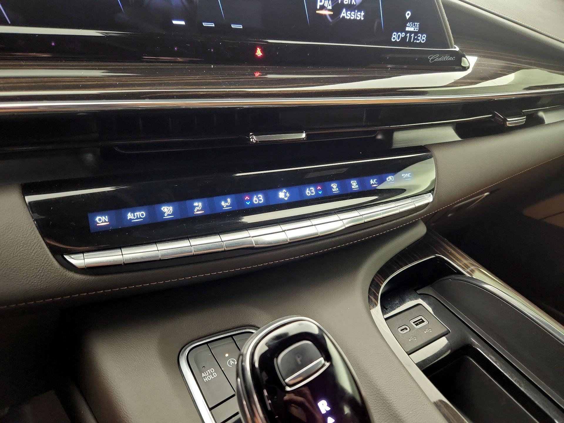 Thumbnail: 2023 Cadillac Escalade - 17