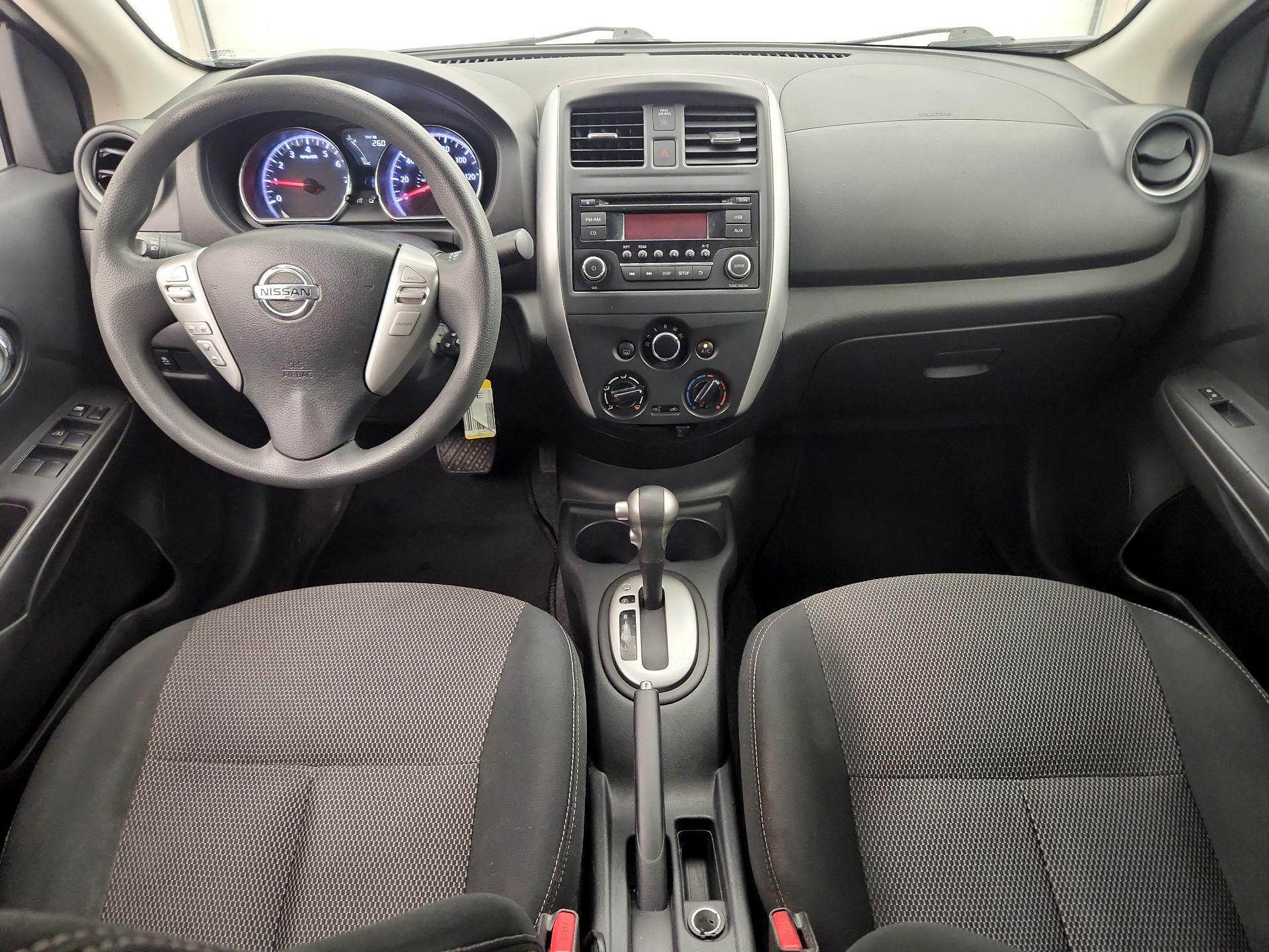 Thumbnail: 2015 Nissan Versa - 9