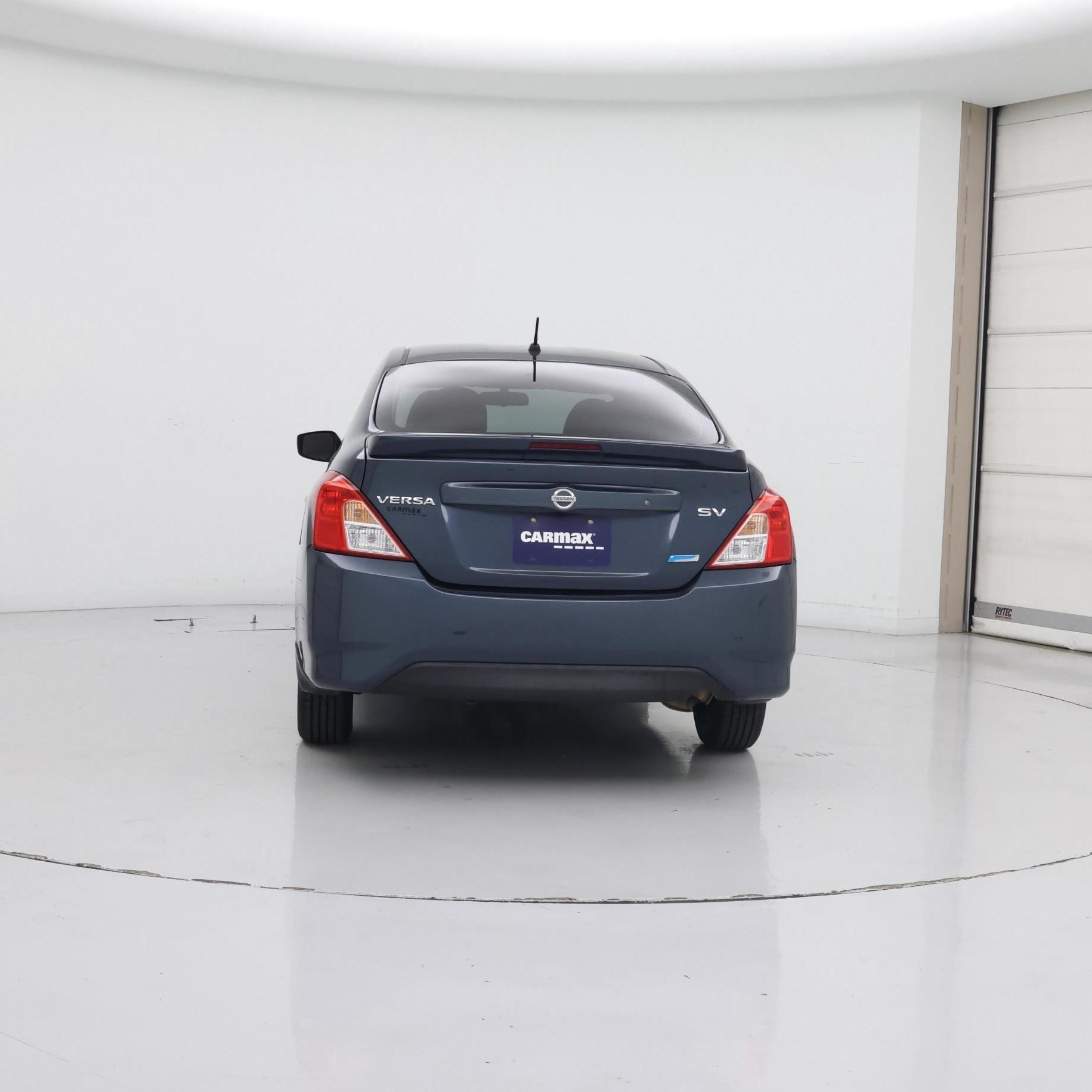 Thumbnail: 2015 Nissan Versa - 6