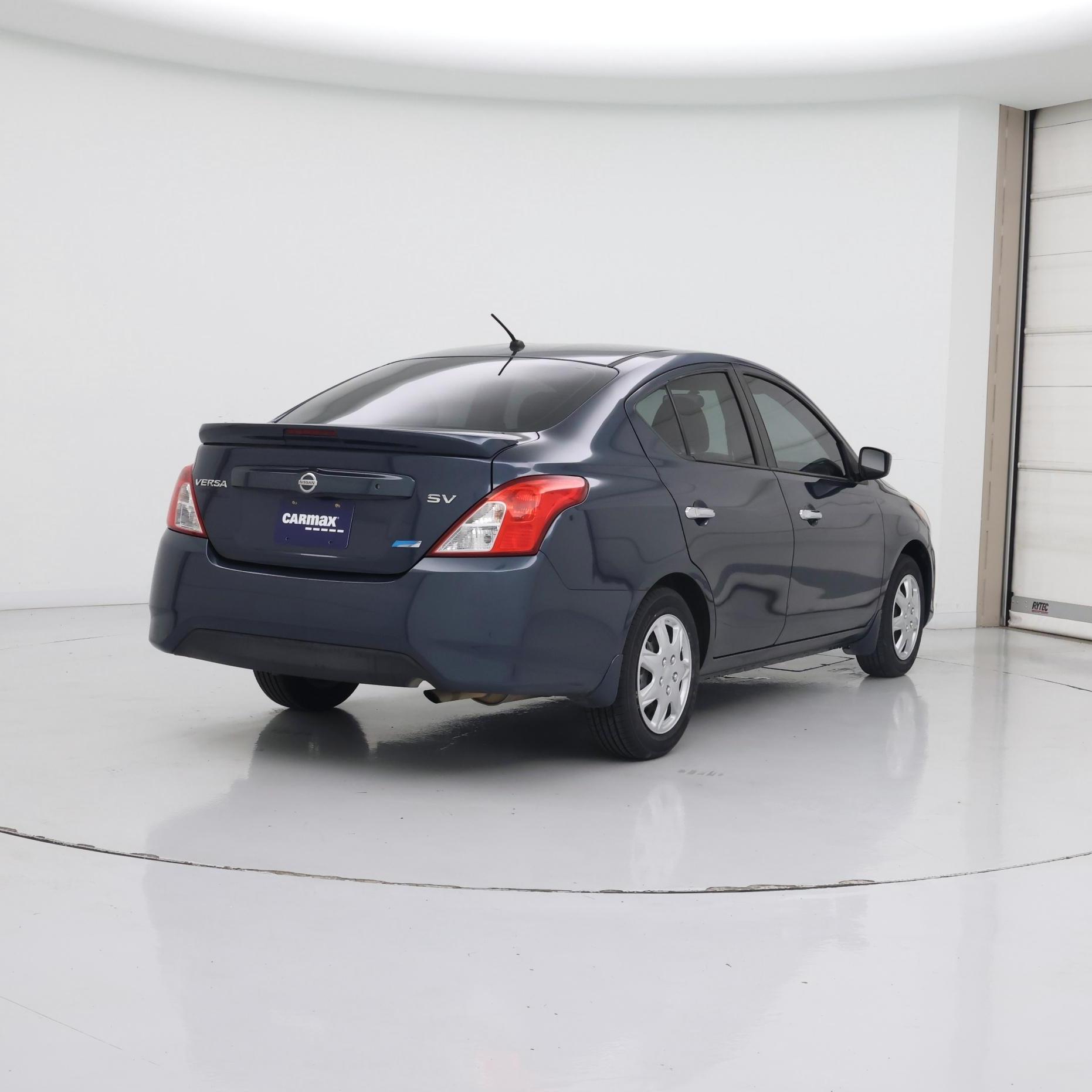 Thumbnail: 2015 Nissan Versa - 8