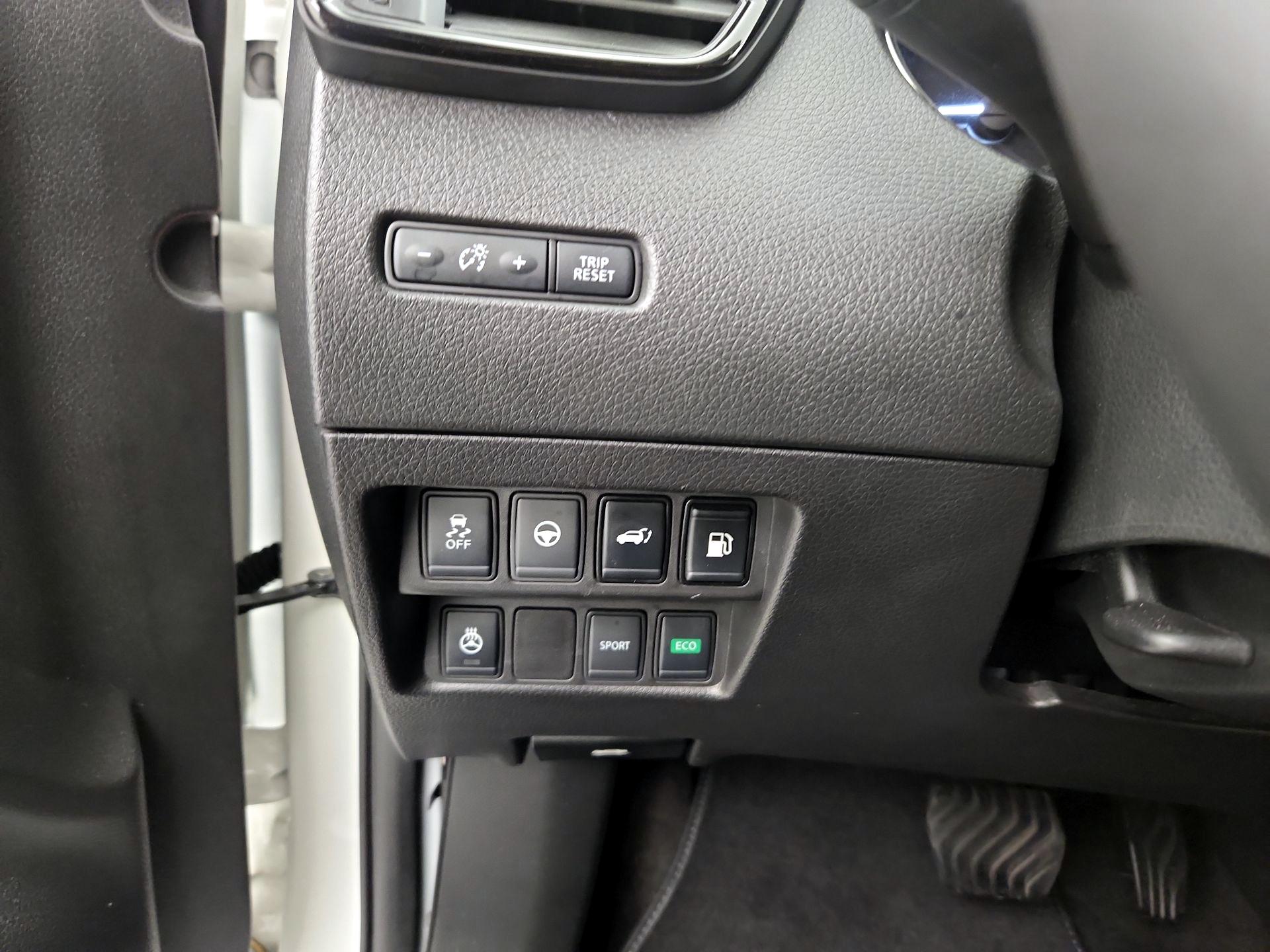 Thumbnail: 2019 Nissan Rogue - 13