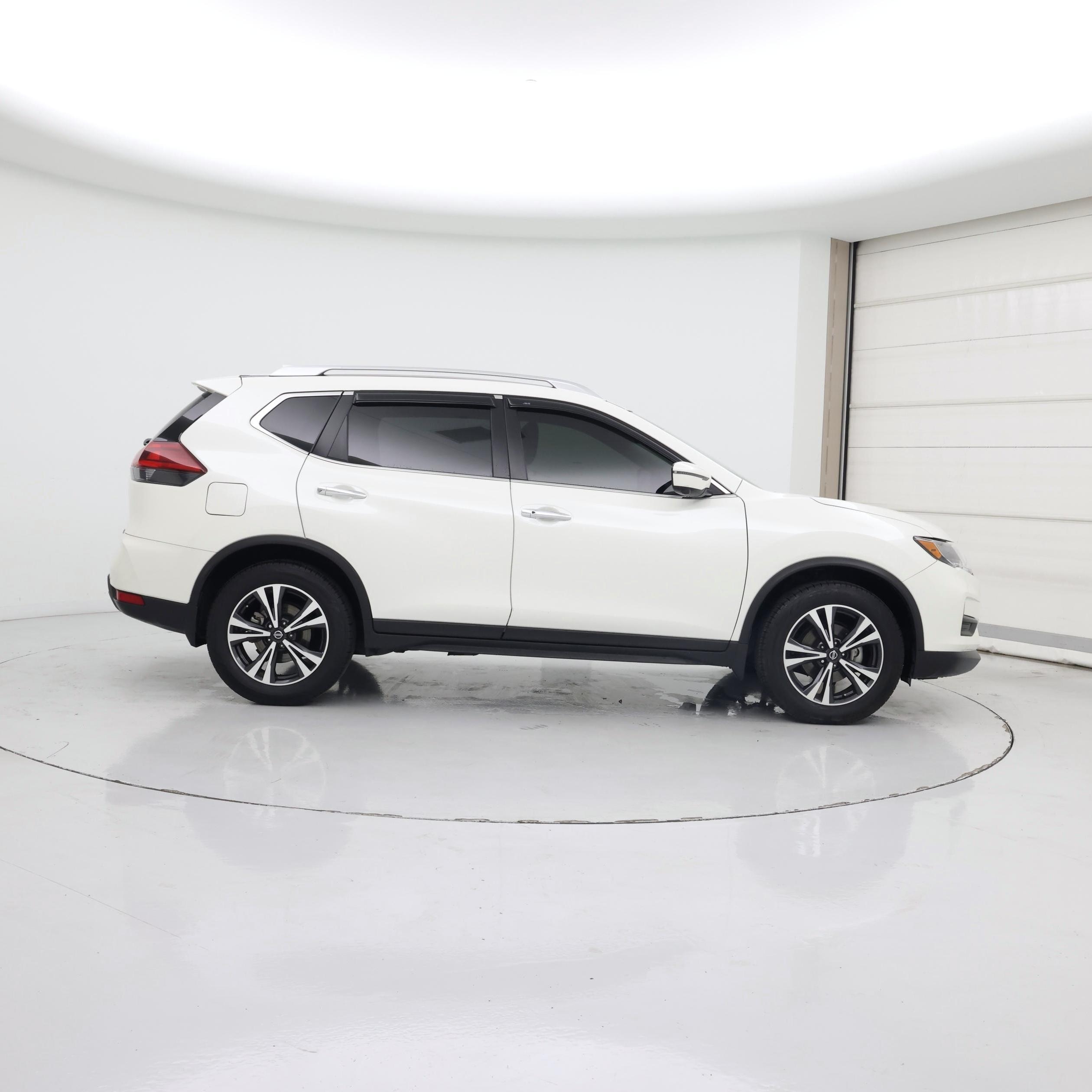 Thumbnail: 2019 Nissan Rogue - 7