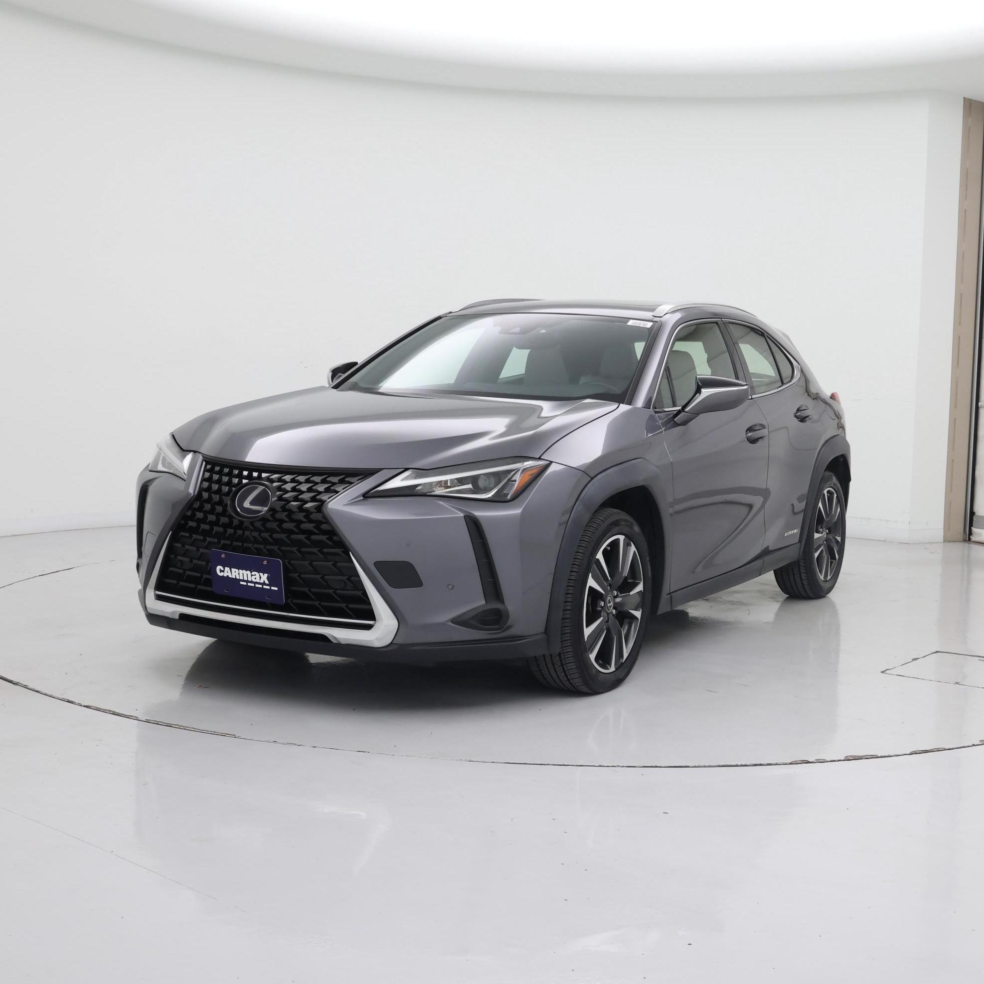Thumbnail: 2020 Lexus UX - 4