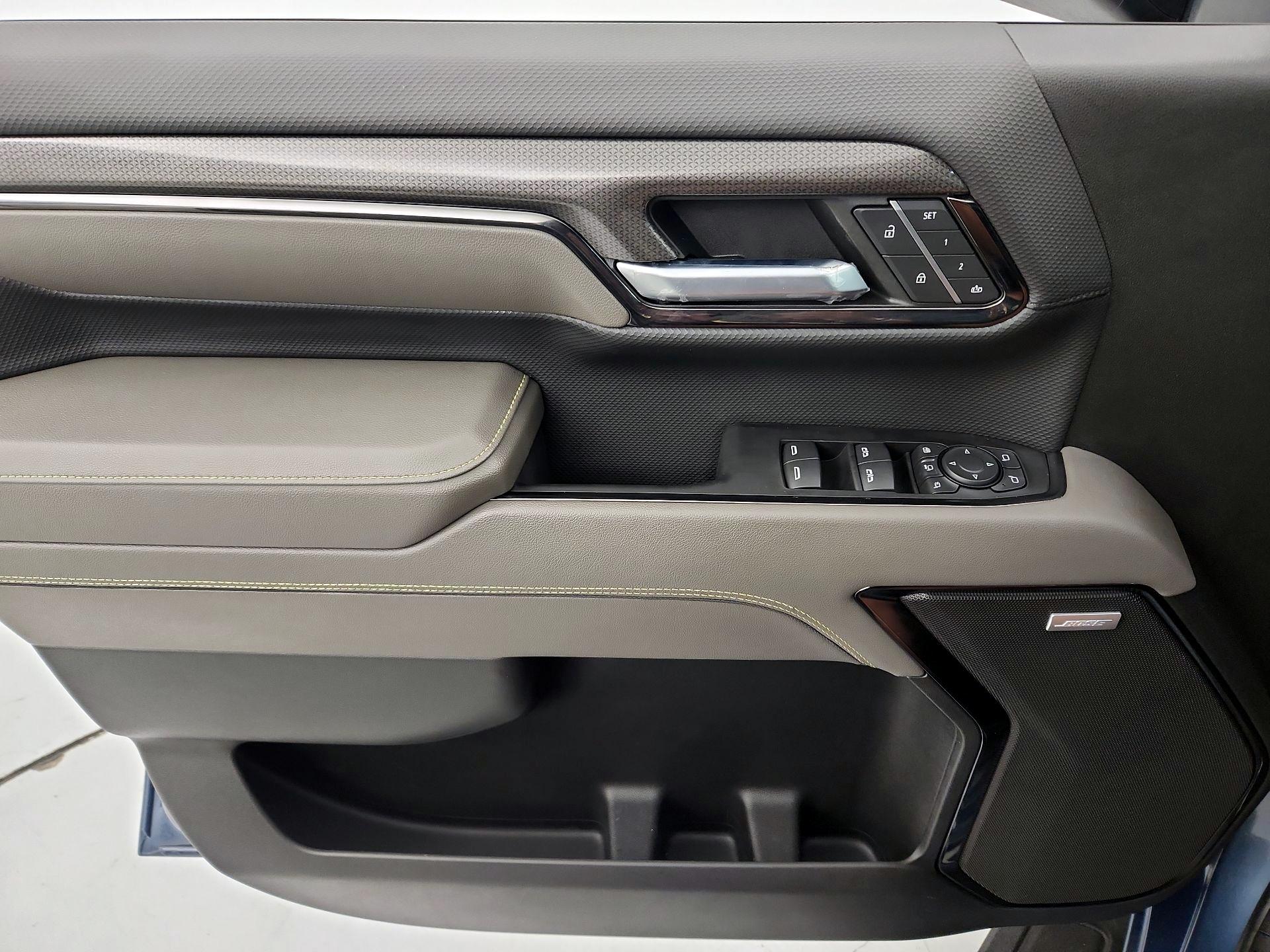 Thumbnail: 2024 Chevrolet Silverado 2500 - 12