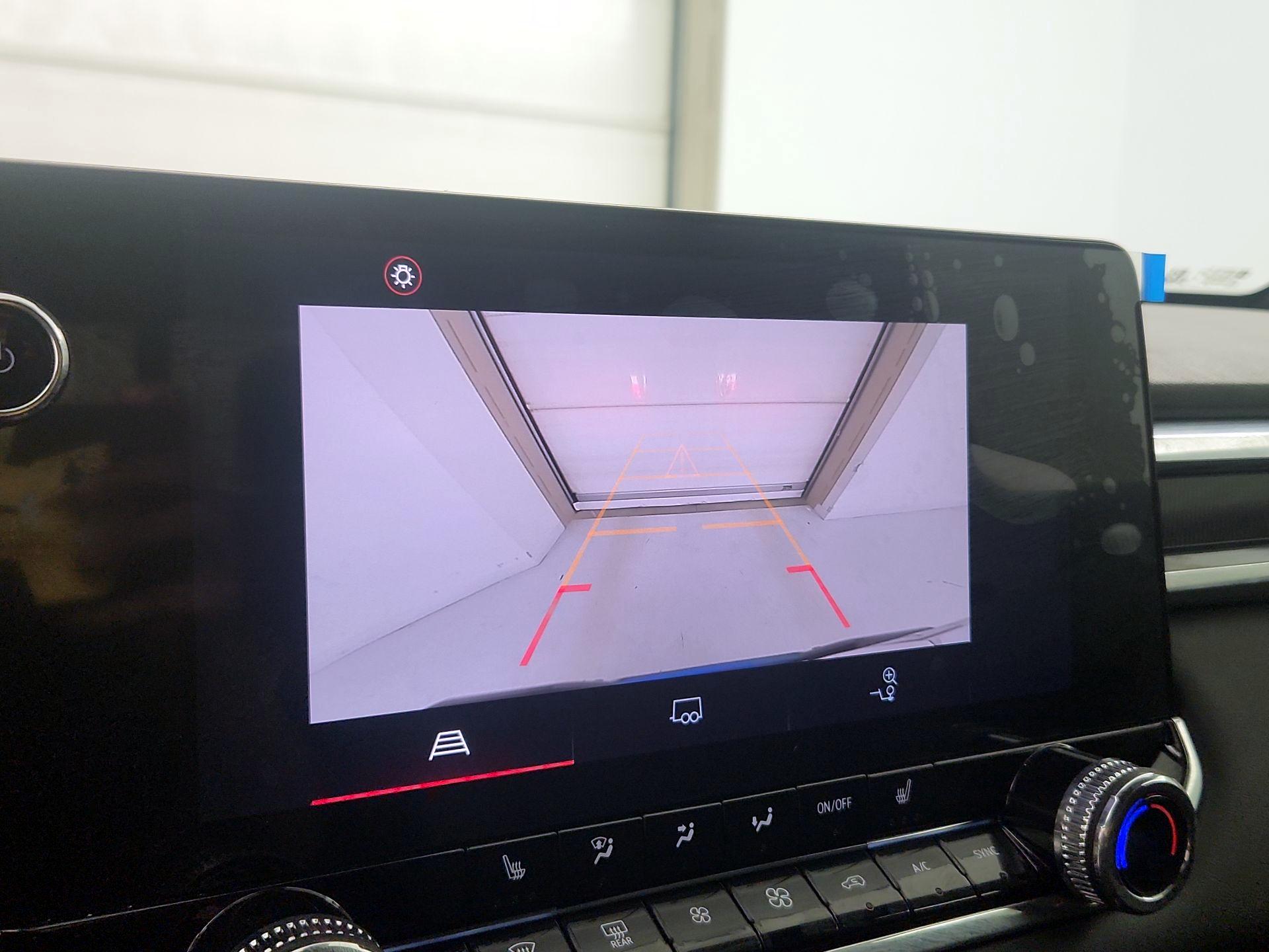 Thumbnail: 2024 GMC Canyon - 15