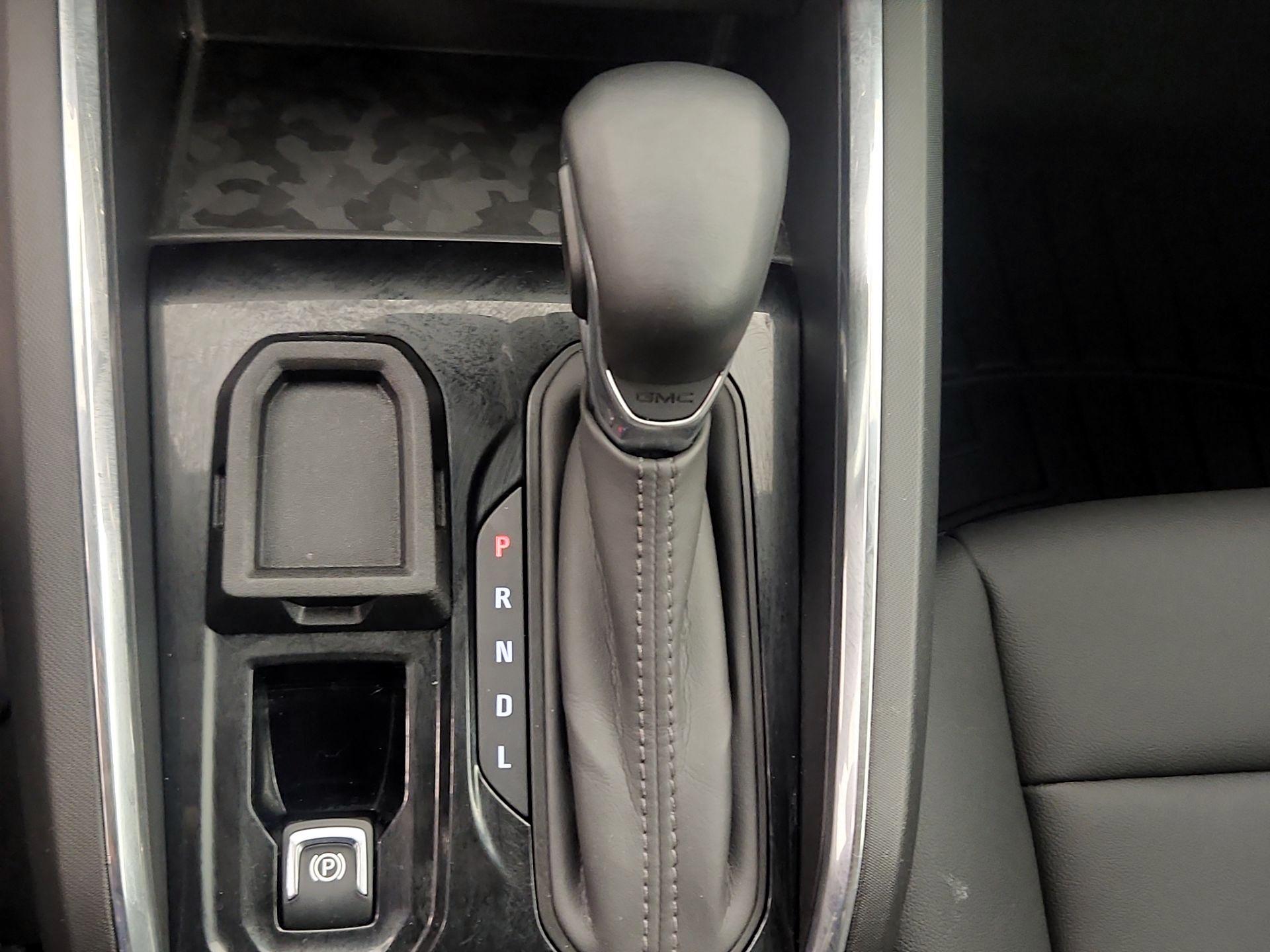 Thumbnail: 2024 GMC Canyon - 18