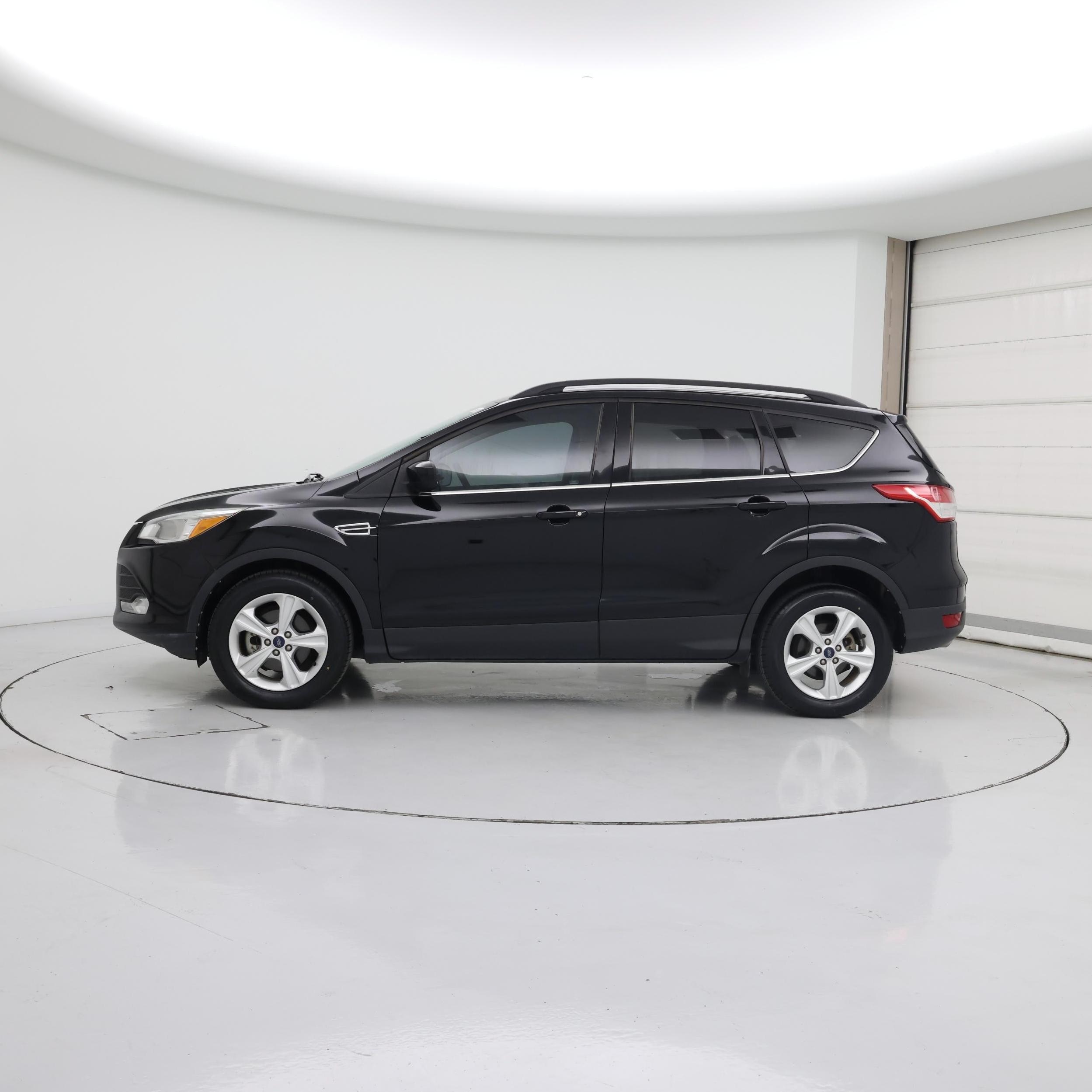 Thumbnail: 2016 Ford Escape - 3