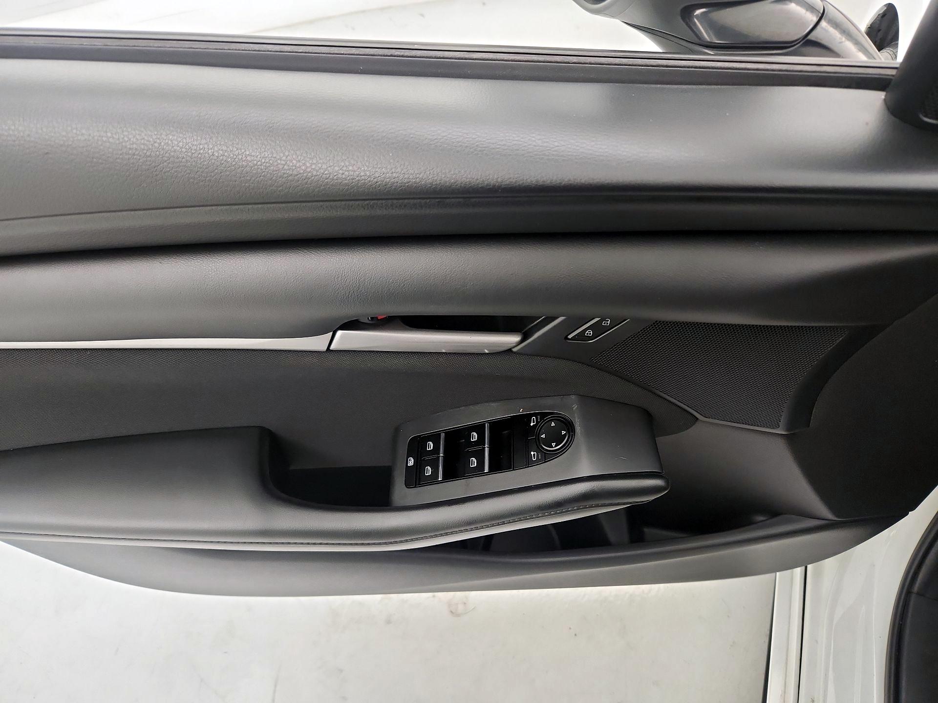 Thumbnail: 2021 Mazda Mazda3 - 12