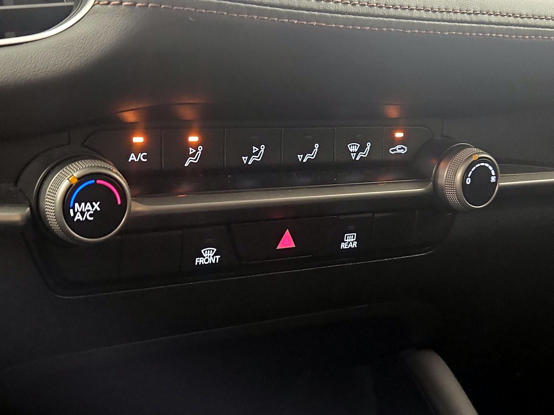 Thumbnail: 2021 Mazda Mazda3 - 16